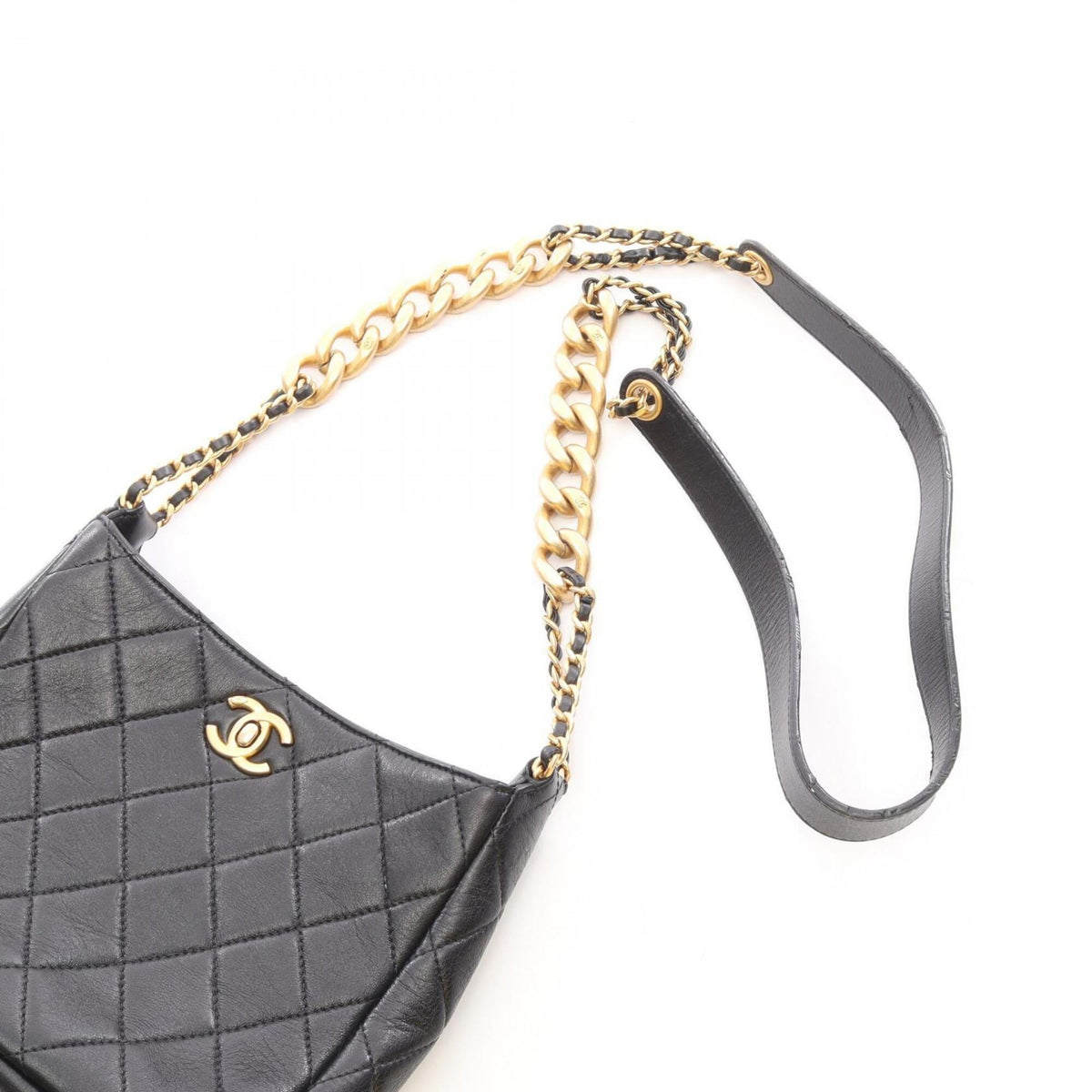 Chanel Matelasse Black Leather Handbag Shoulder Bag (Pre-Owned)