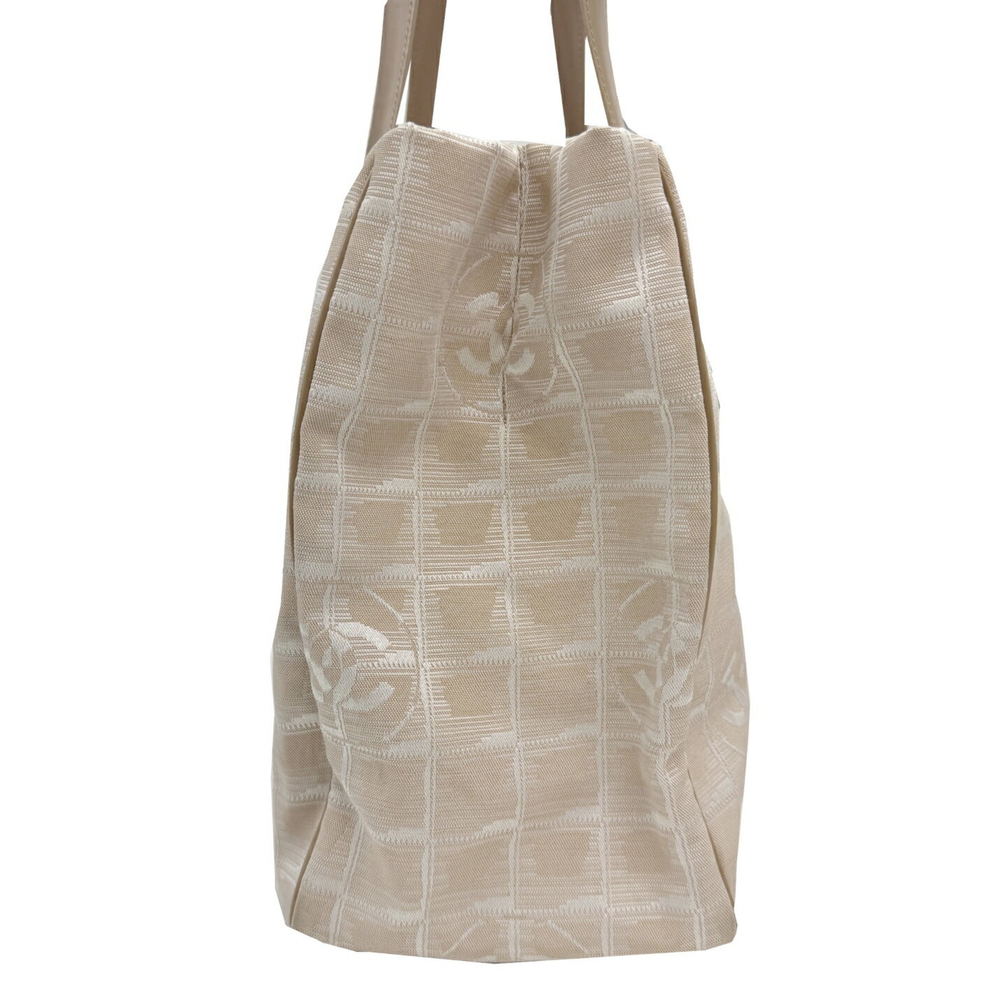 Chanel Beige New Travel Line Tote Bag (Pre-Owned)