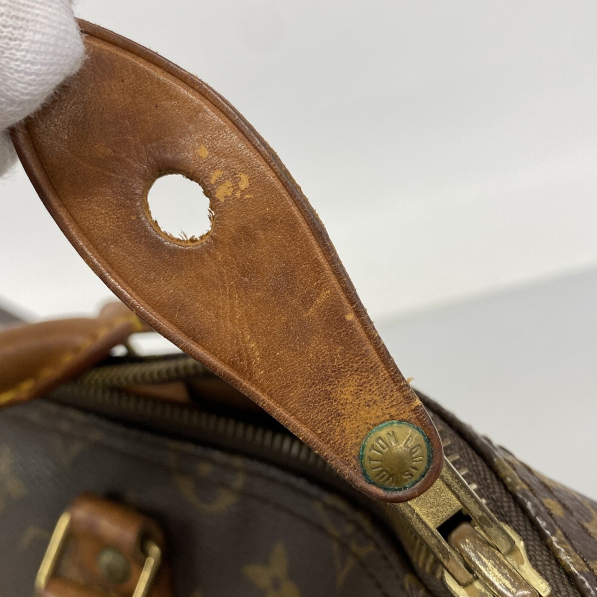 Louis Vuitton Brown Handbag (Pre-Owned)