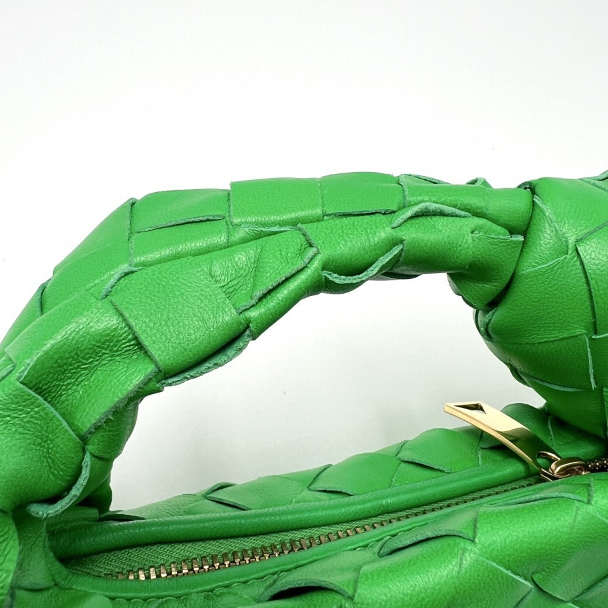 Bottega Veneta Green Leather Handbag (Pre-Owned)