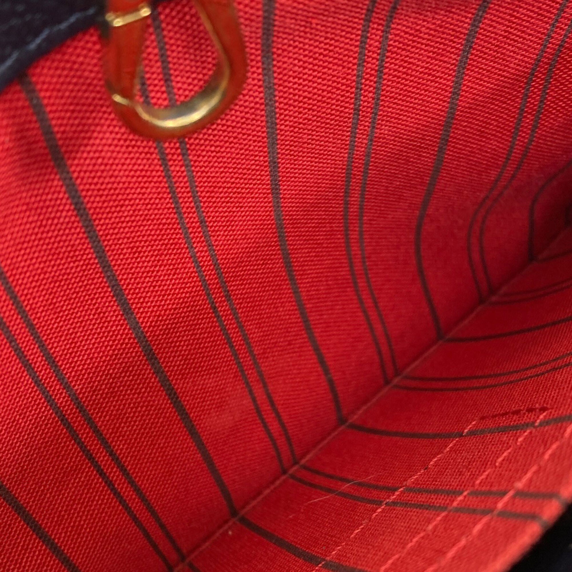 Louis Vuitton Marine Rouge Monogram Empreinte Handbag (Pre-Owned)