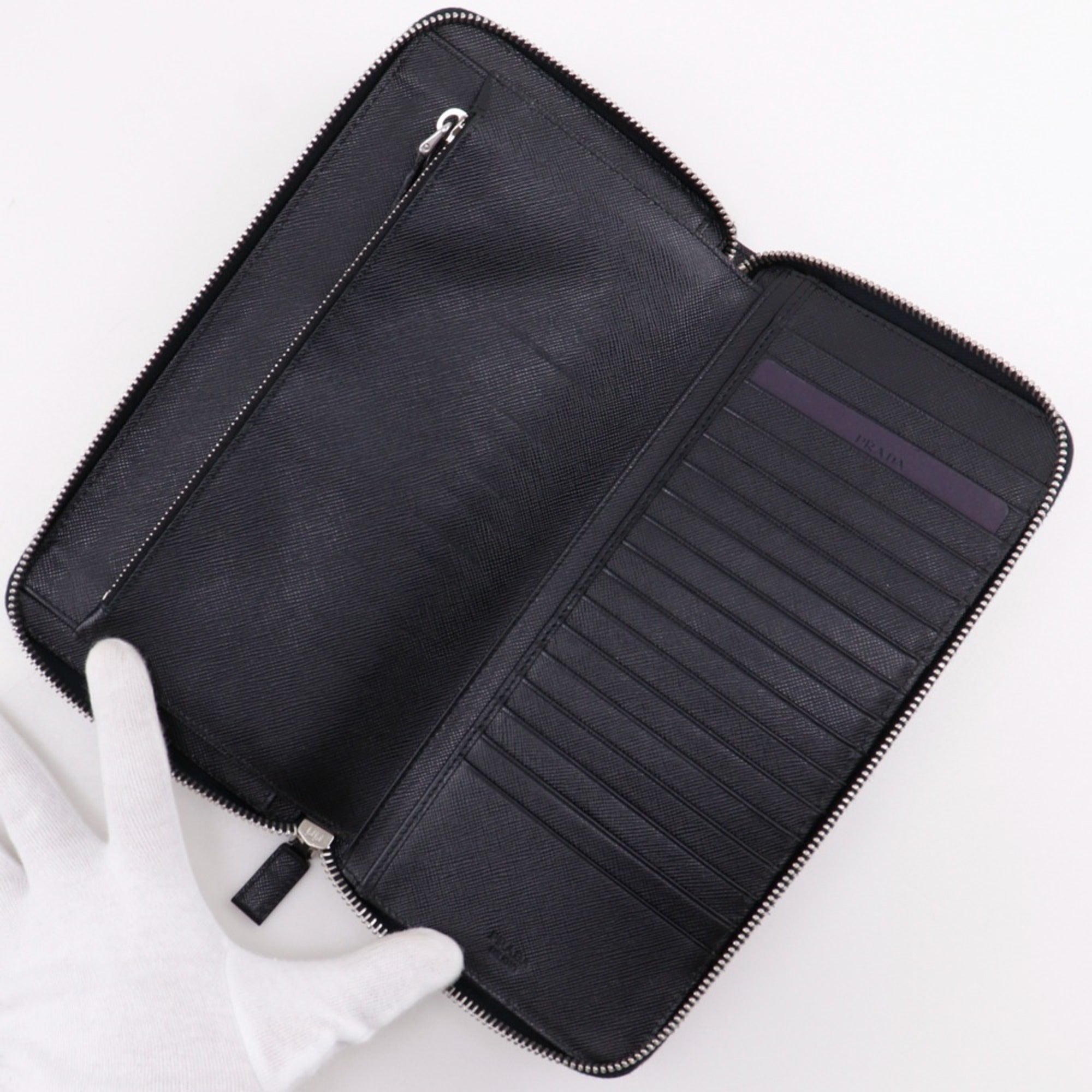 Prada Saffiano Black Saffiano Long Wallet (Bi-Fold) (Pre-Owned)