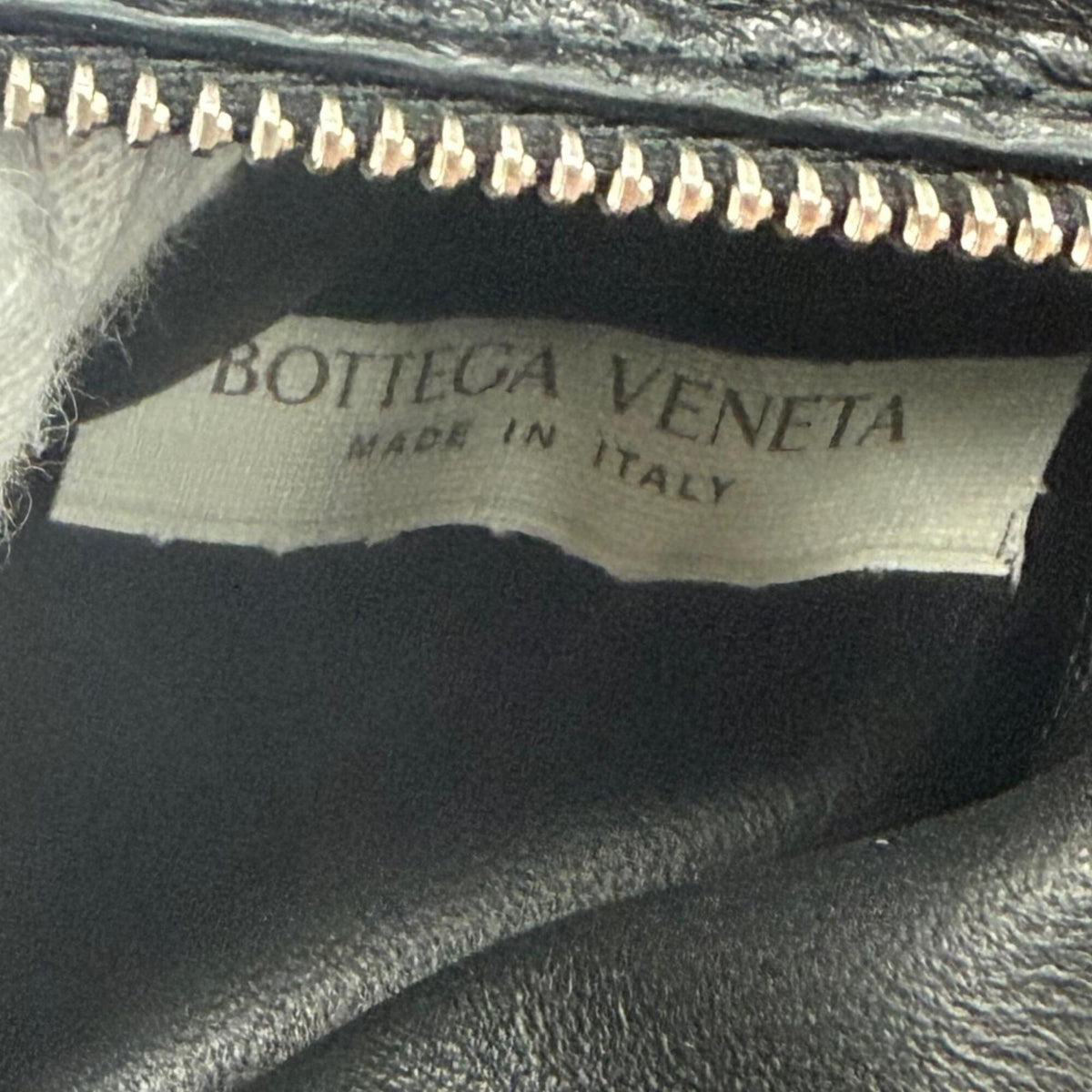 Bottega Veneta Black Leather Shoulder Bag (Pre-Owned)