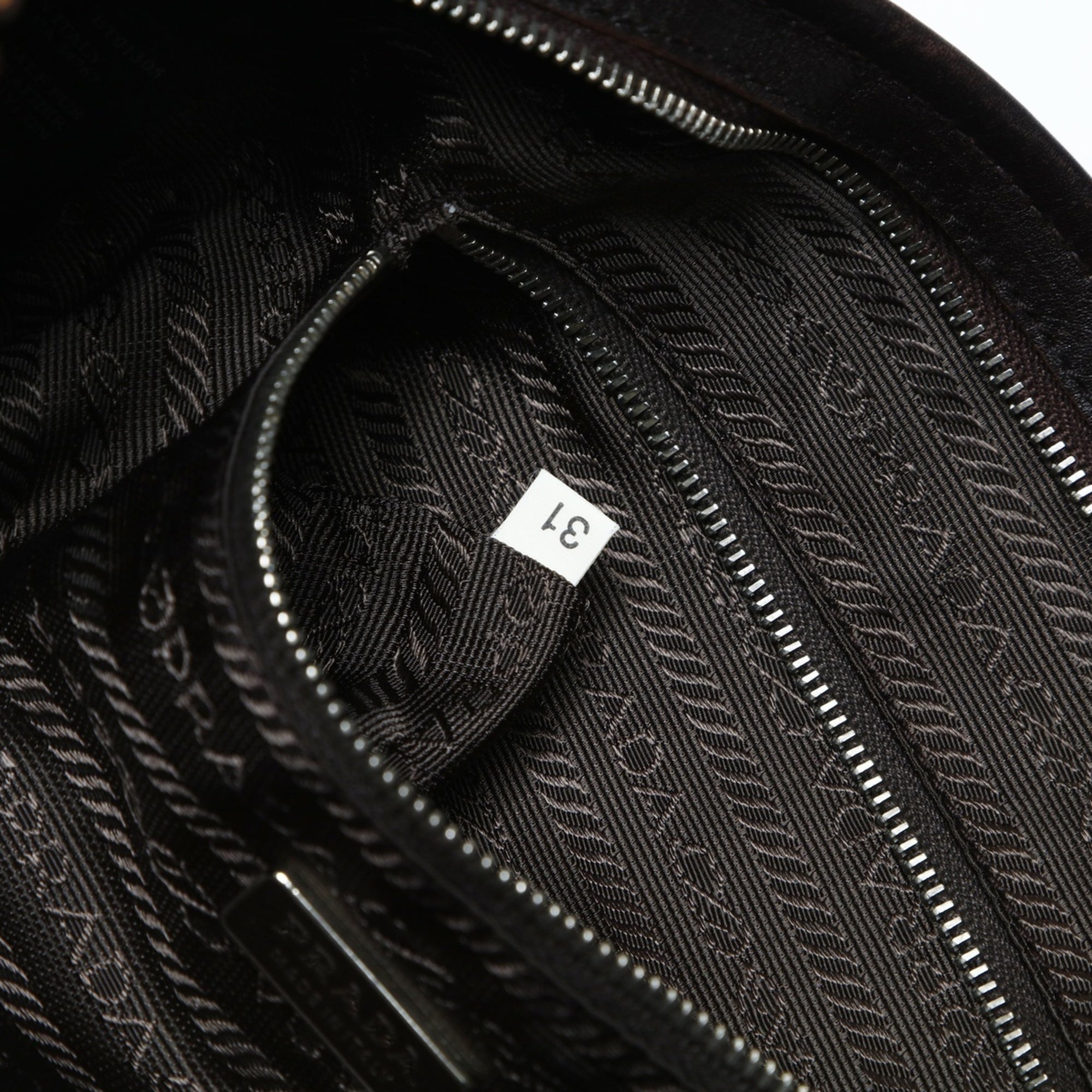 Prada Brown Leather Handbag (Pre-Owned)