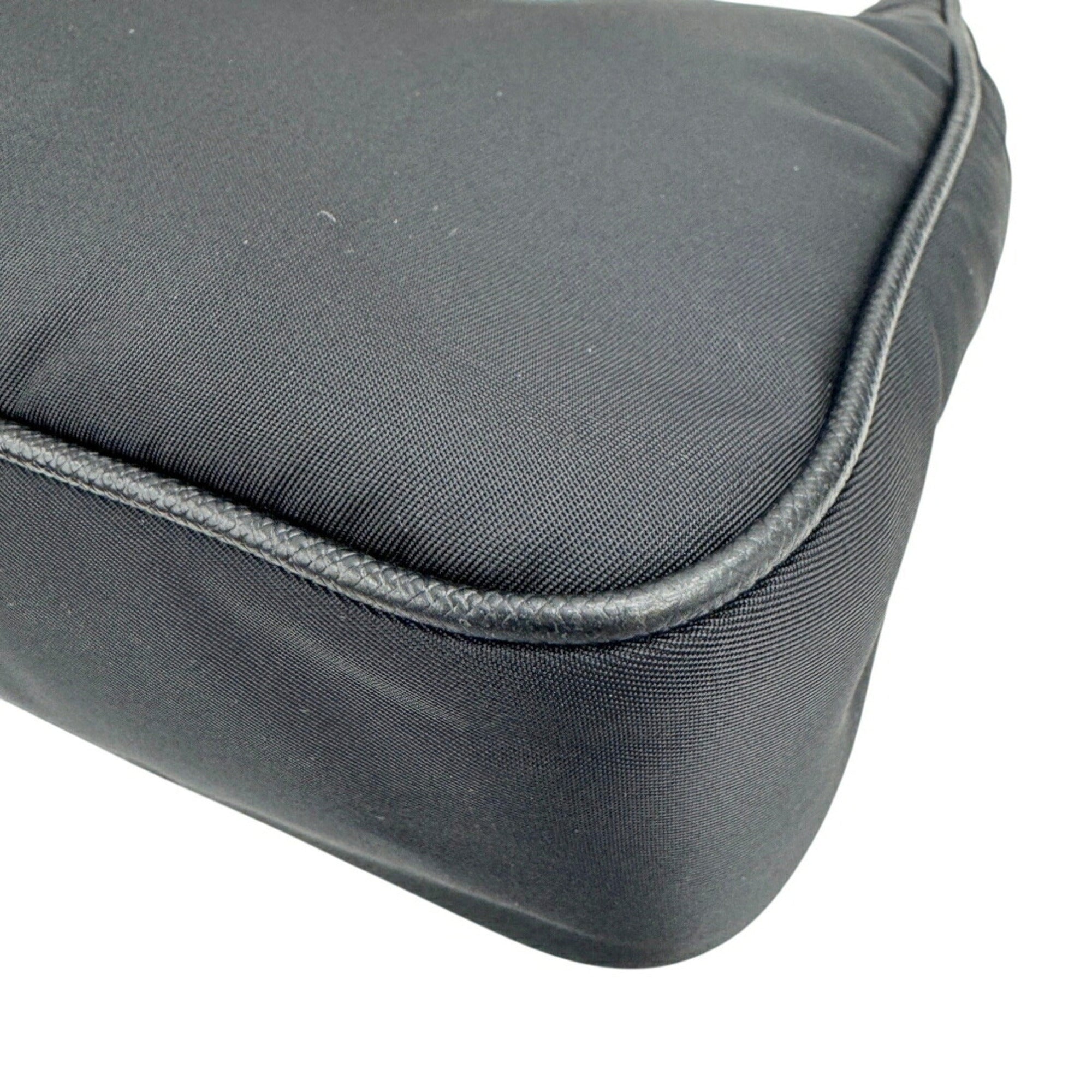 Prada Black Nylon Leather Handbag Pouch Shoulder Bag (Pre-Owned)