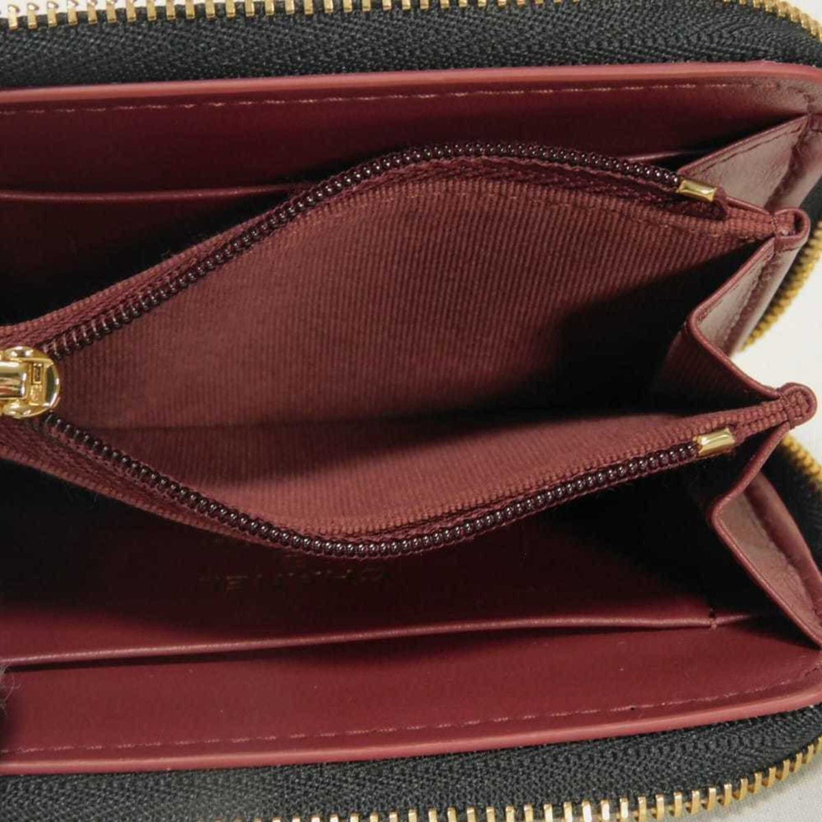 Chanel Black Leather Coin Purse/Coin Case (Pre-Owned)