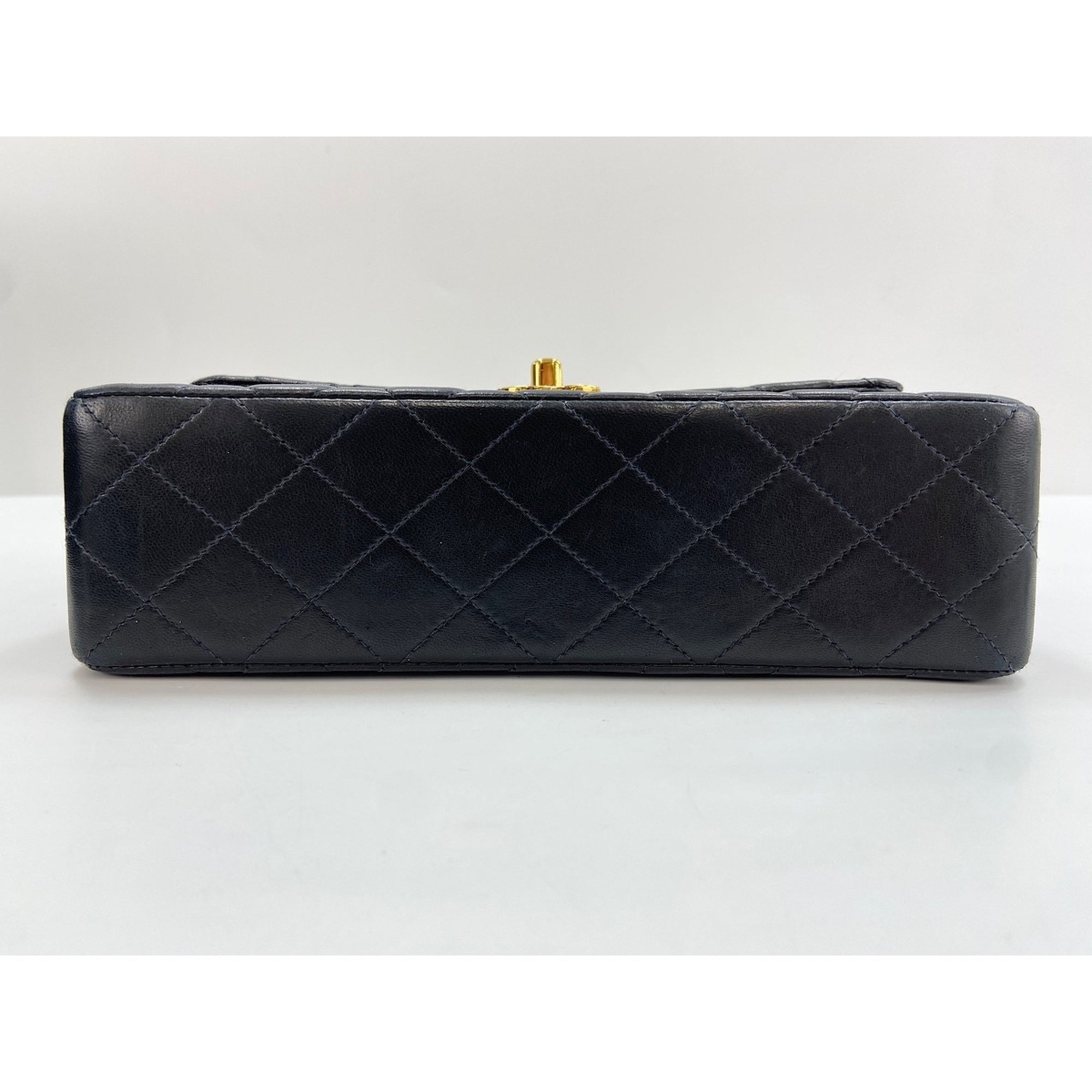 Chanel Matelasse Black Shoulder Bag (Pre-Owned)