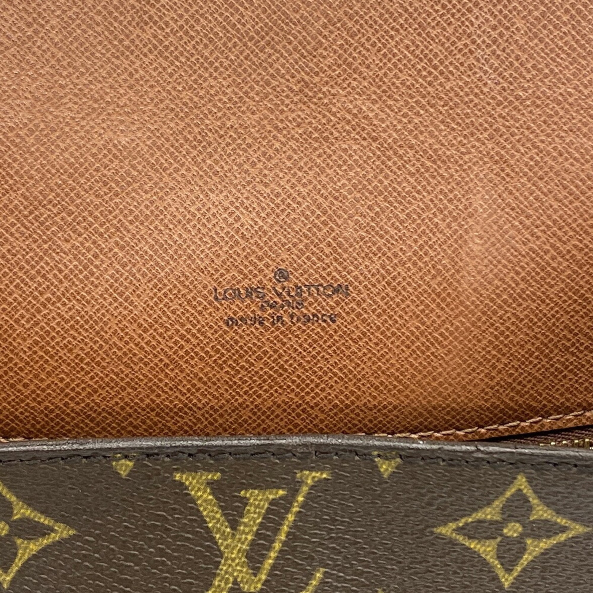 Louis Vuitton Brown Shoulder Bag (Pre-Owned)