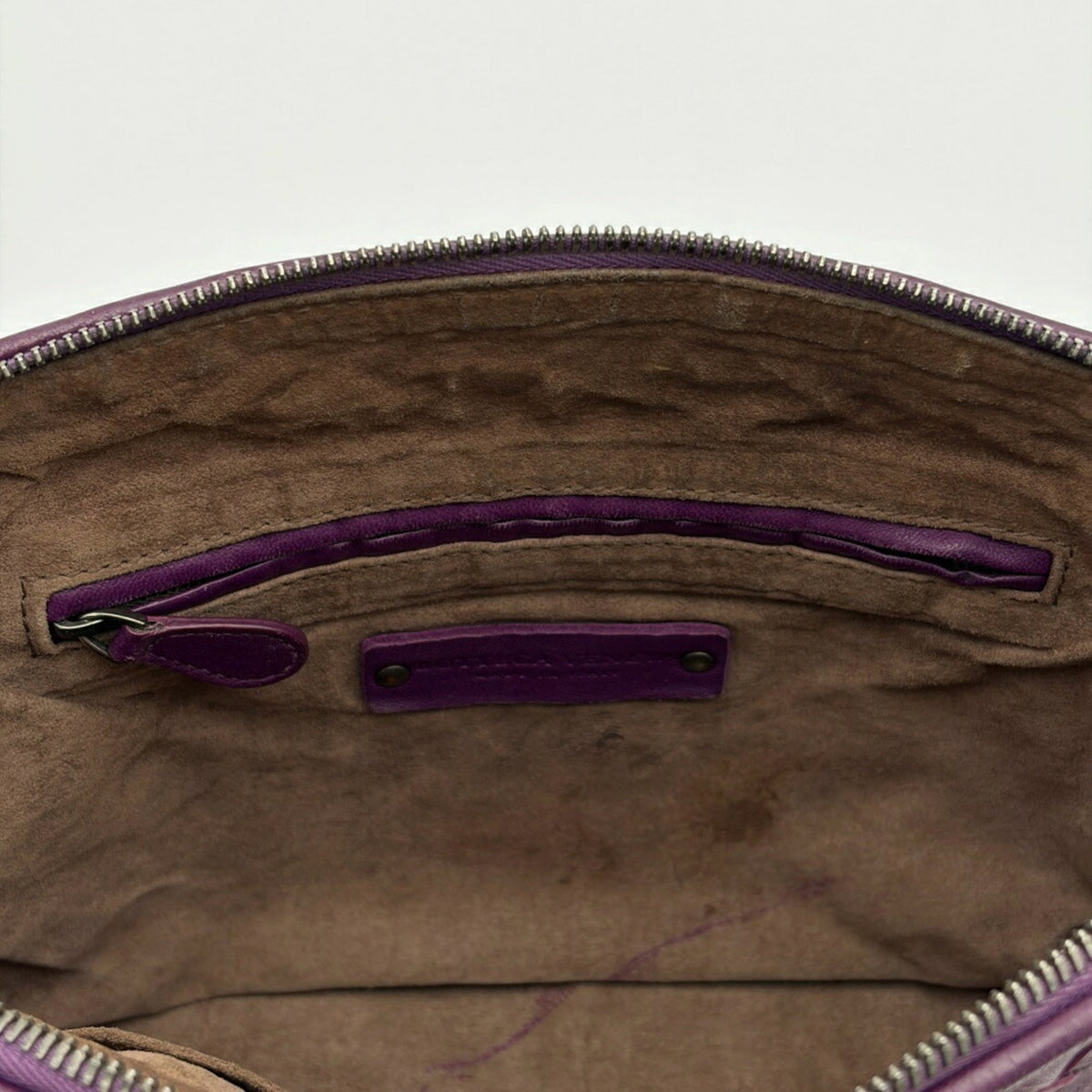 Bottega Veneta Purple Leather Pochette Shoulder Bag (Pre-Owned)