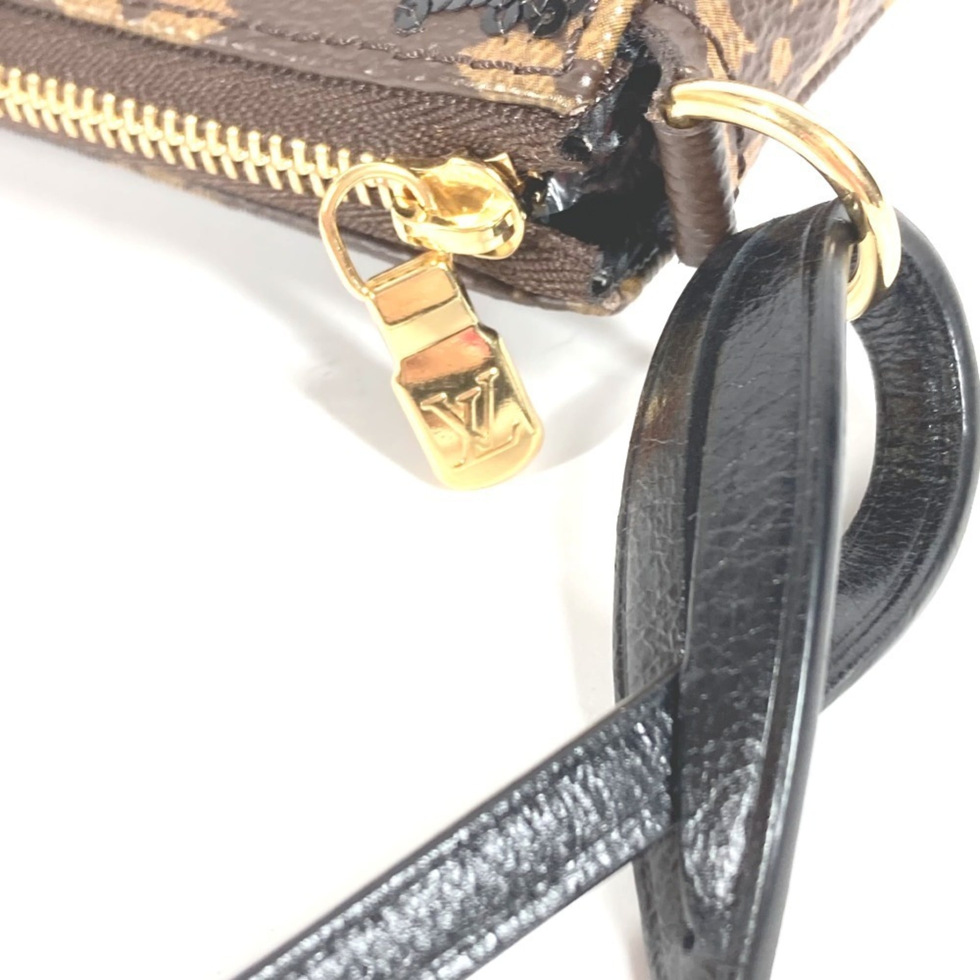 Louis Vuitton Brown Monogram Monogram Canvas Shoulder Bag (Pre-Owned)