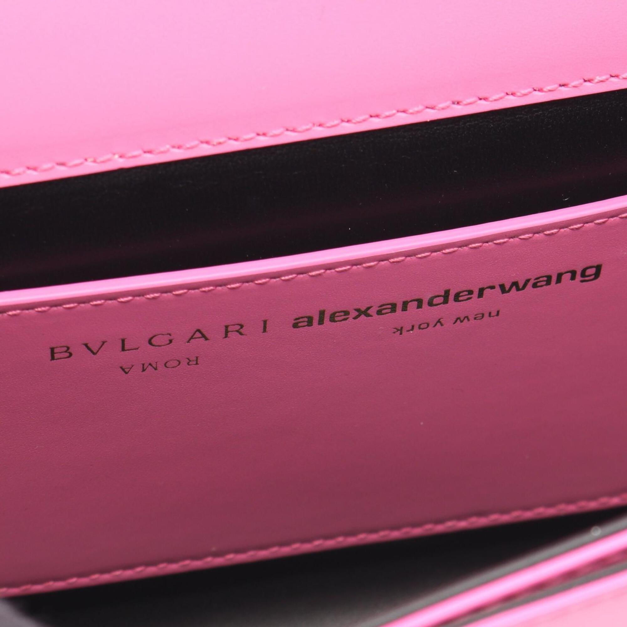 Bvlgari Bvlgari Bvlgari Pink Leather Handbag (Pre-Owned)
