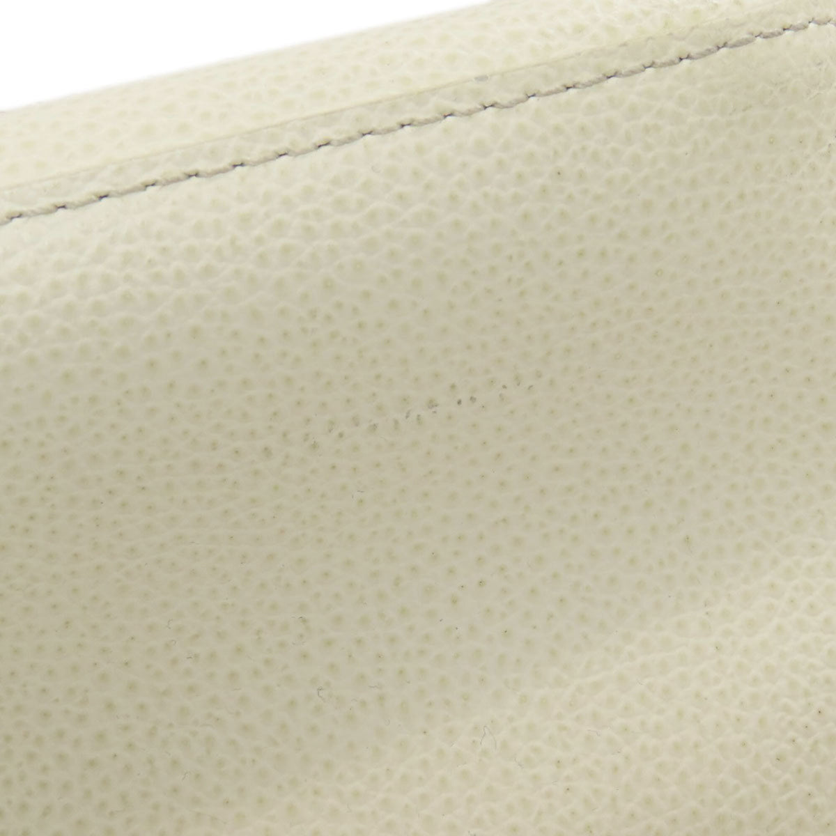 Longchamp Ivory Leather Tote Bag (Pre-Owned)