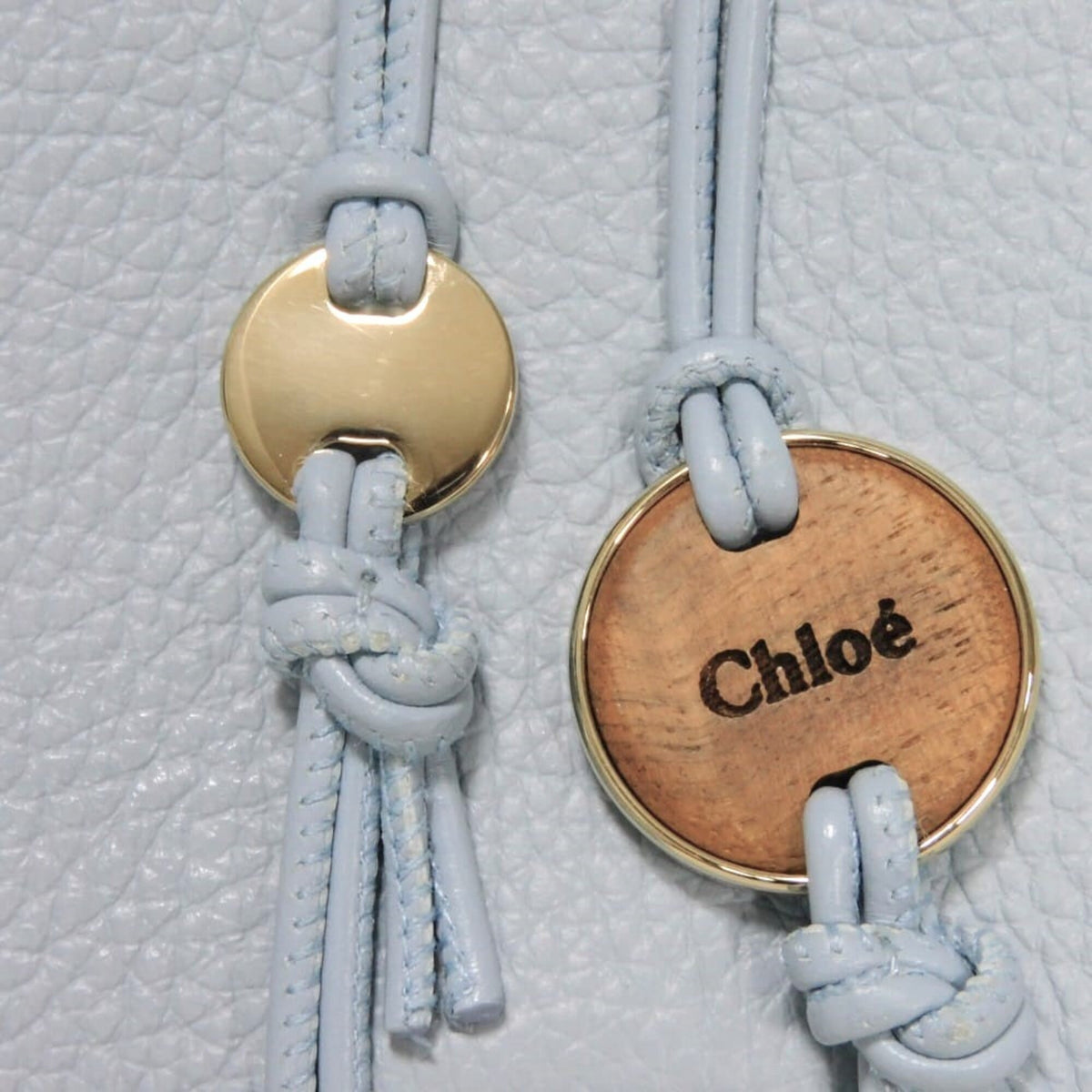 Chloé