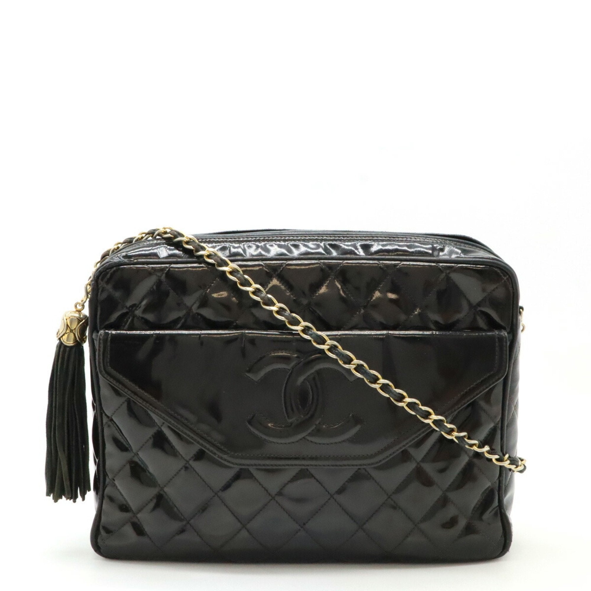 Chanel Black Patent Leather Shoulder Bag (Pre-Owned)