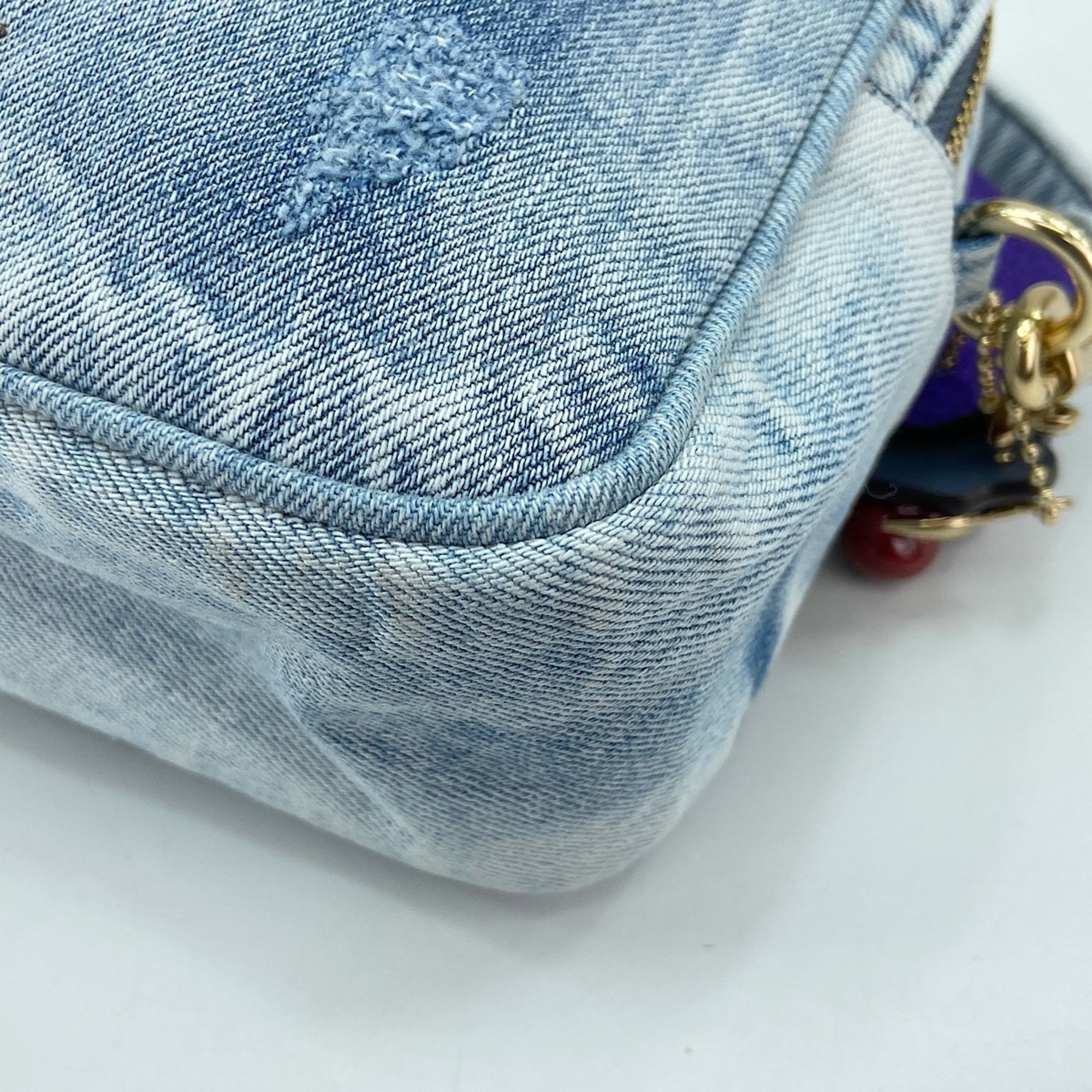 Coach Blue Shoulder Bag (Pre-Owned)