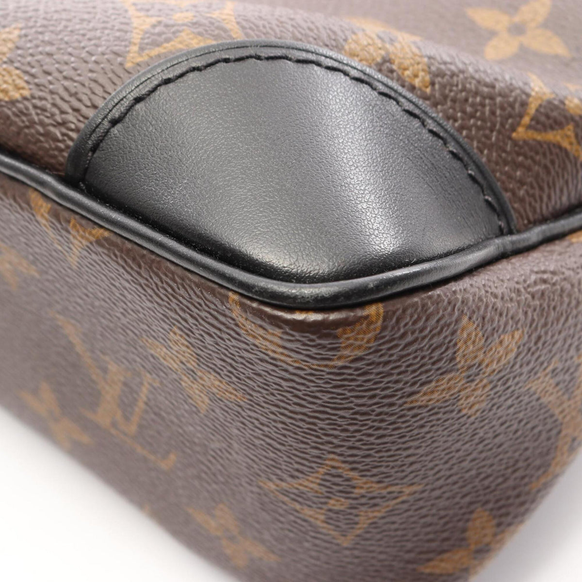 Louis Vuitton Black Brown Monogram Noir Monogram Leather Handbag Shoulder Bag (Pre-Owned)