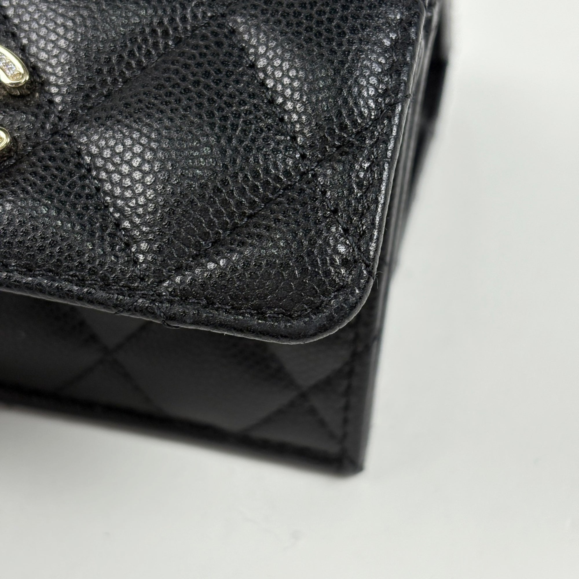 Chanel Black Grained Calfskin Wallet (Tri-Fold) (Pre-Owned)