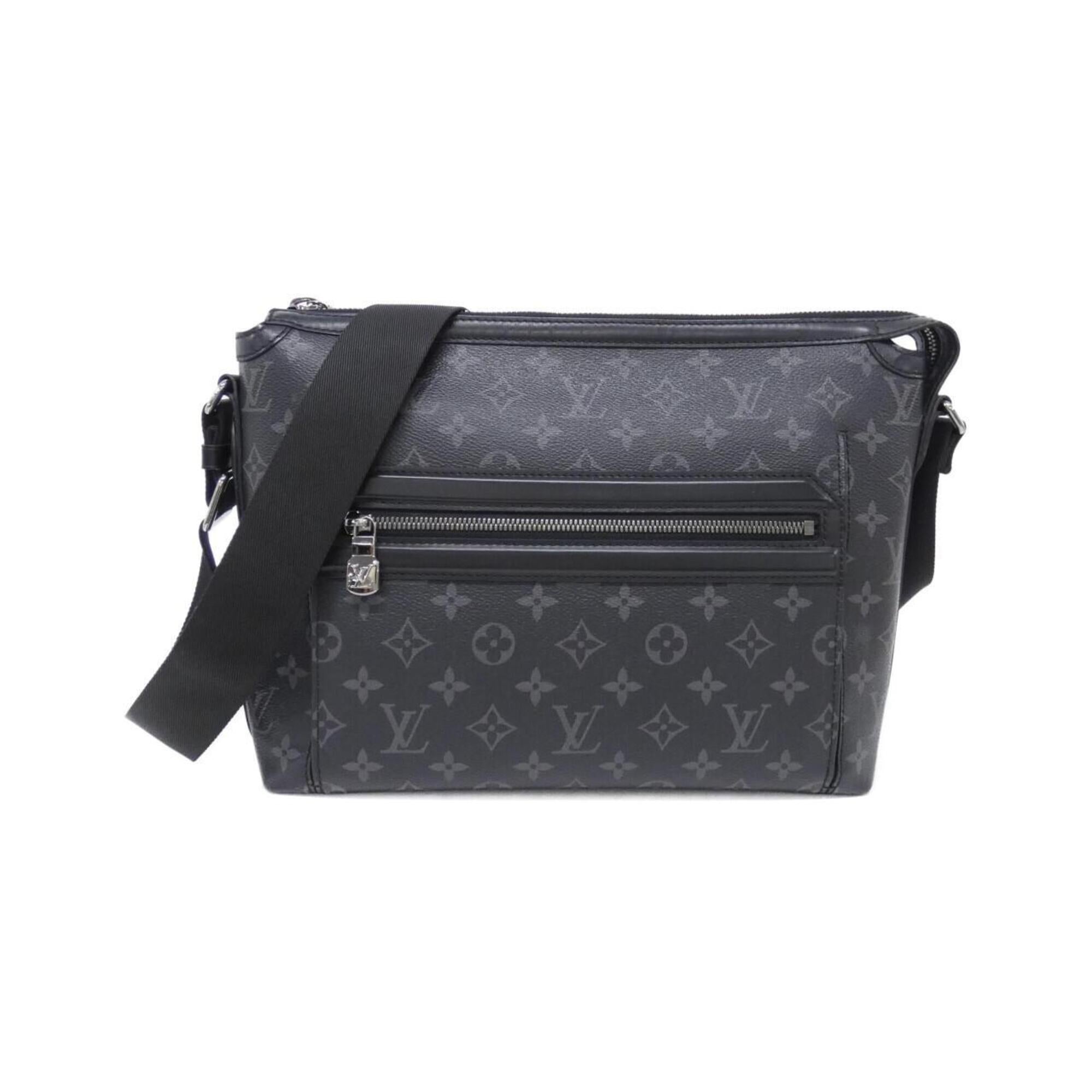 Louis Vuitton Black Coated Canvas Shoulder Bag (Pre-Owned)
