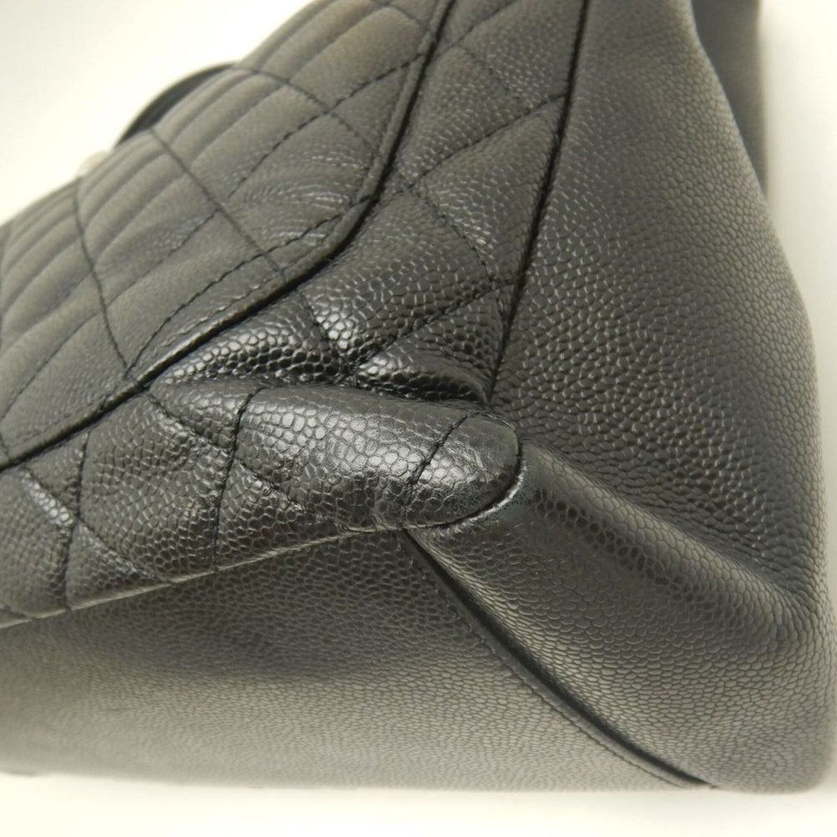 Chanel Black Grained Calfskin Tote Bag (Pre-Owned)