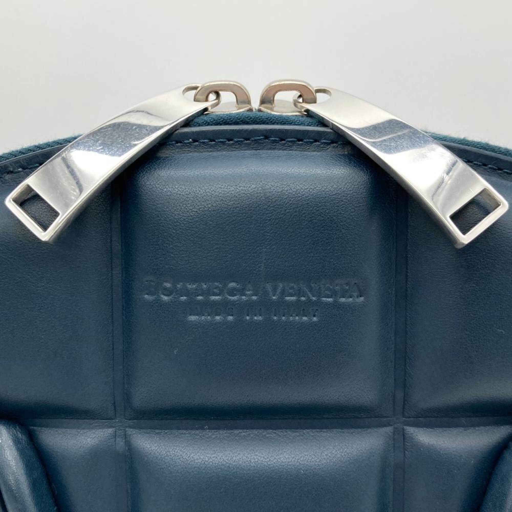 Bottega Veneta Navy Leather Shoulder Bag (Pre-Owned)