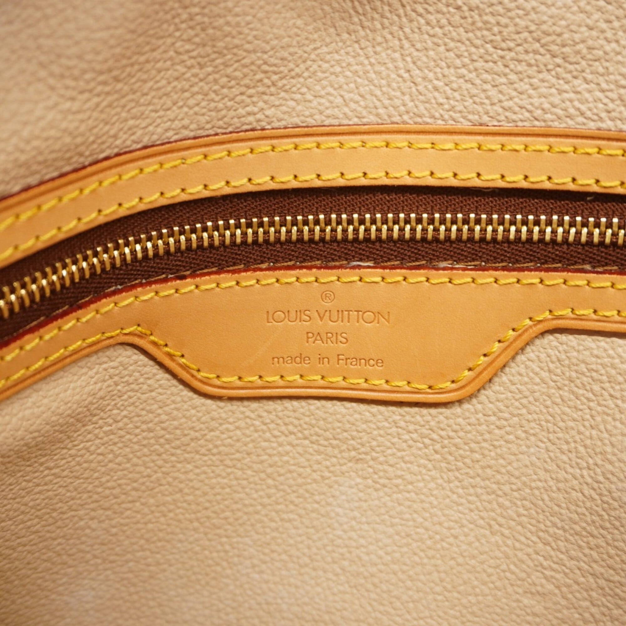 Louis Vuitton Brown Tote Bag (Pre-Owned)