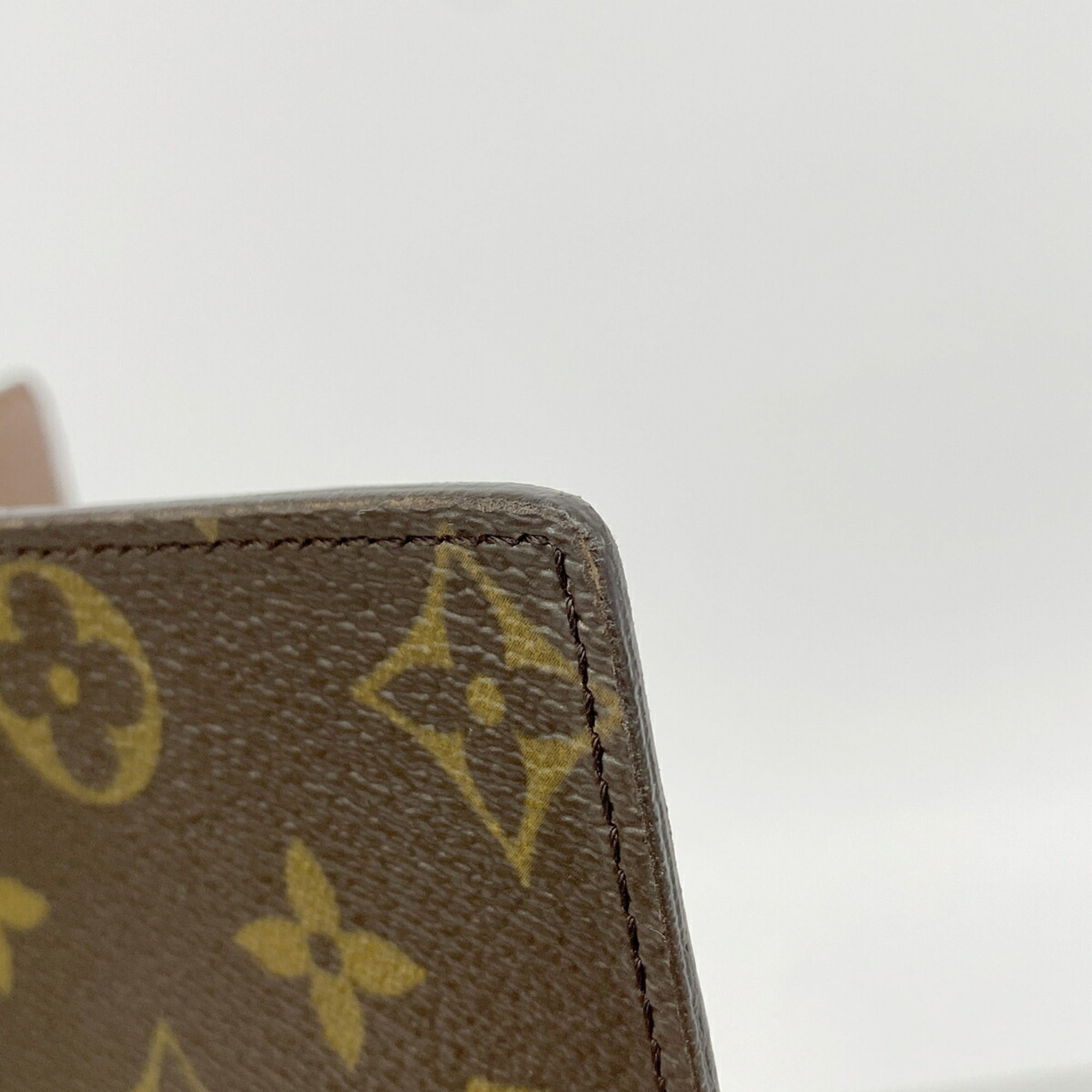 Louis Vuitton Brown Wallet (Bi-Fold) (Pre-Owned)