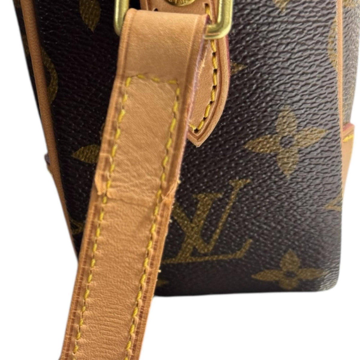 Louis Vuitton Brown Monogram Shoulder Bag (Pre-Owned)