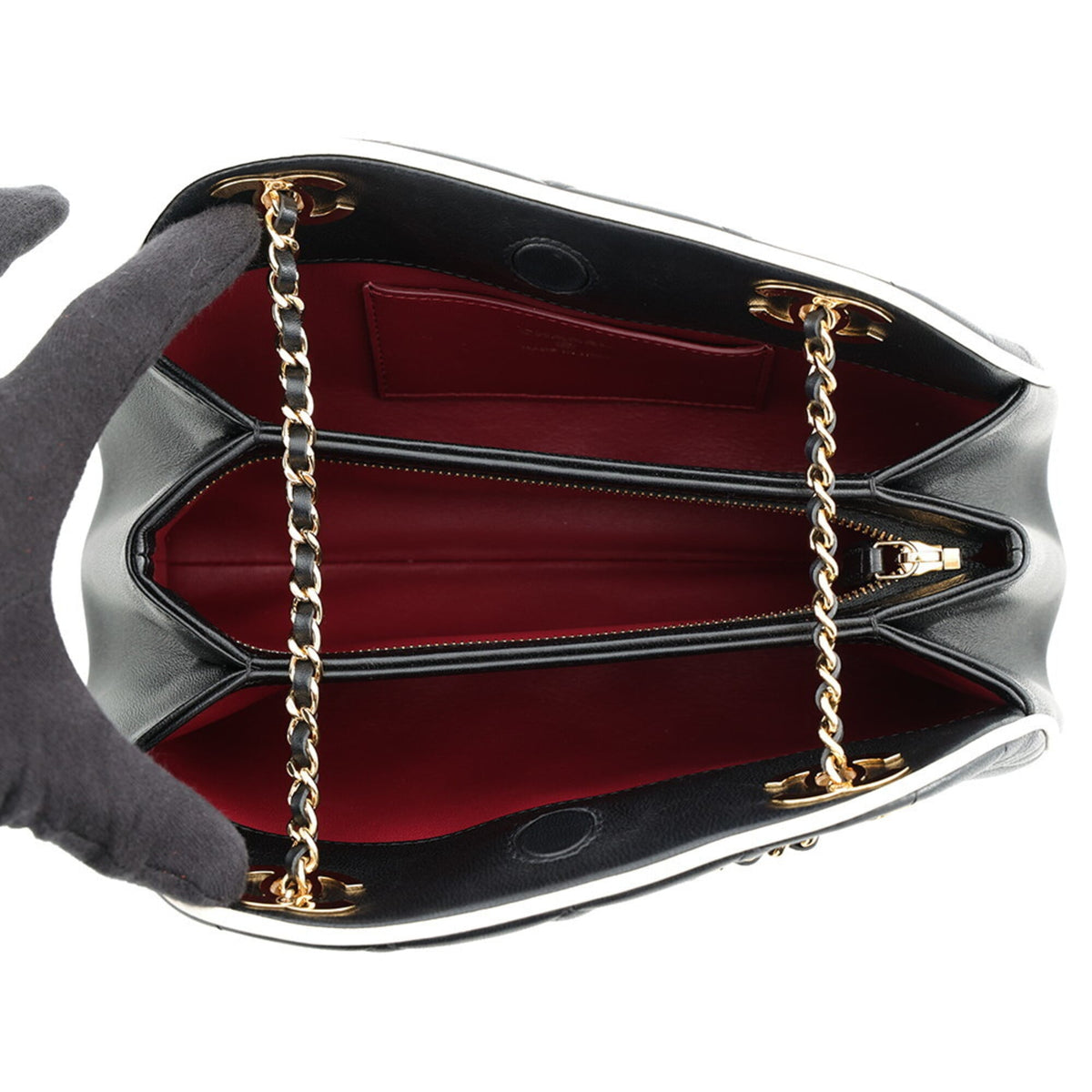 Chanel Matelasse Black Leather Handbag Shoulder Bag (Pre-Owned)