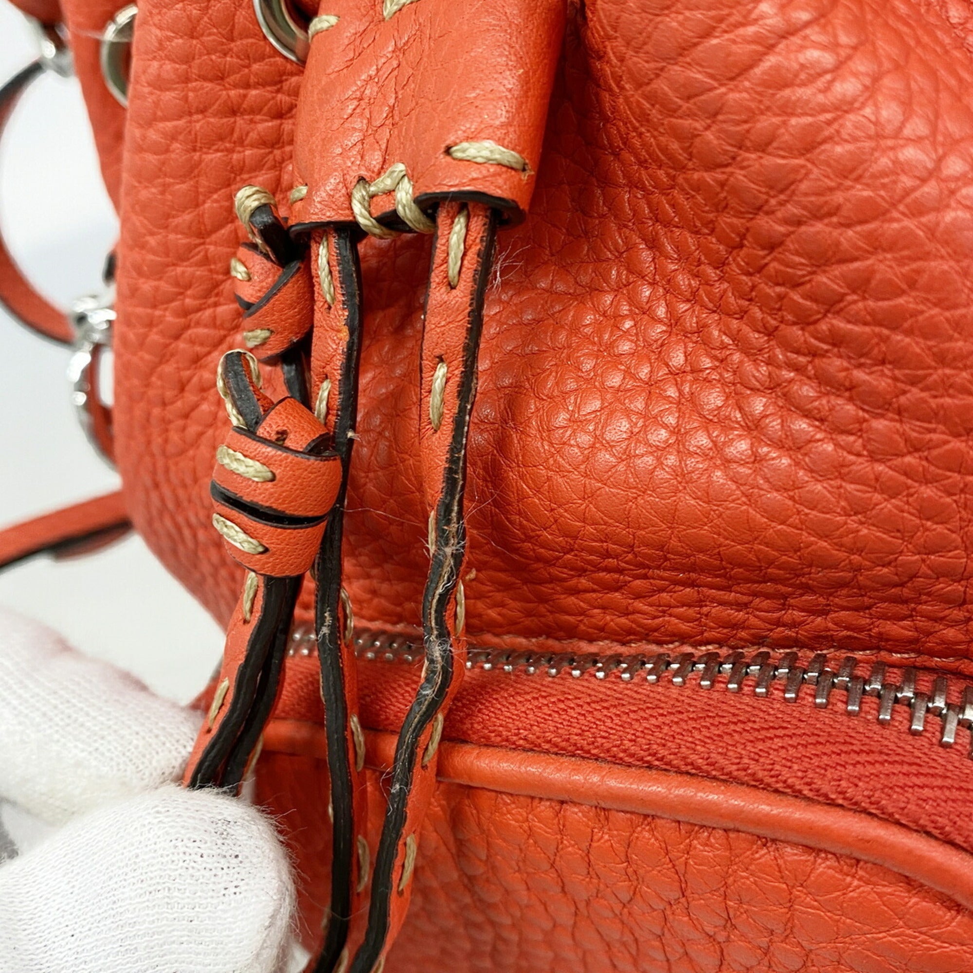 Fendi Red Color Leather Handbag (Pre-Owned)