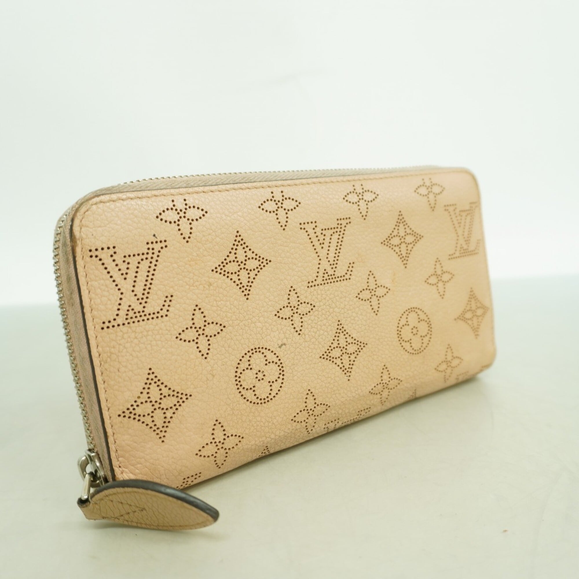 Louis Vuitton Magnolia Long Wallet (Bi-Fold) (Pre-Owned)