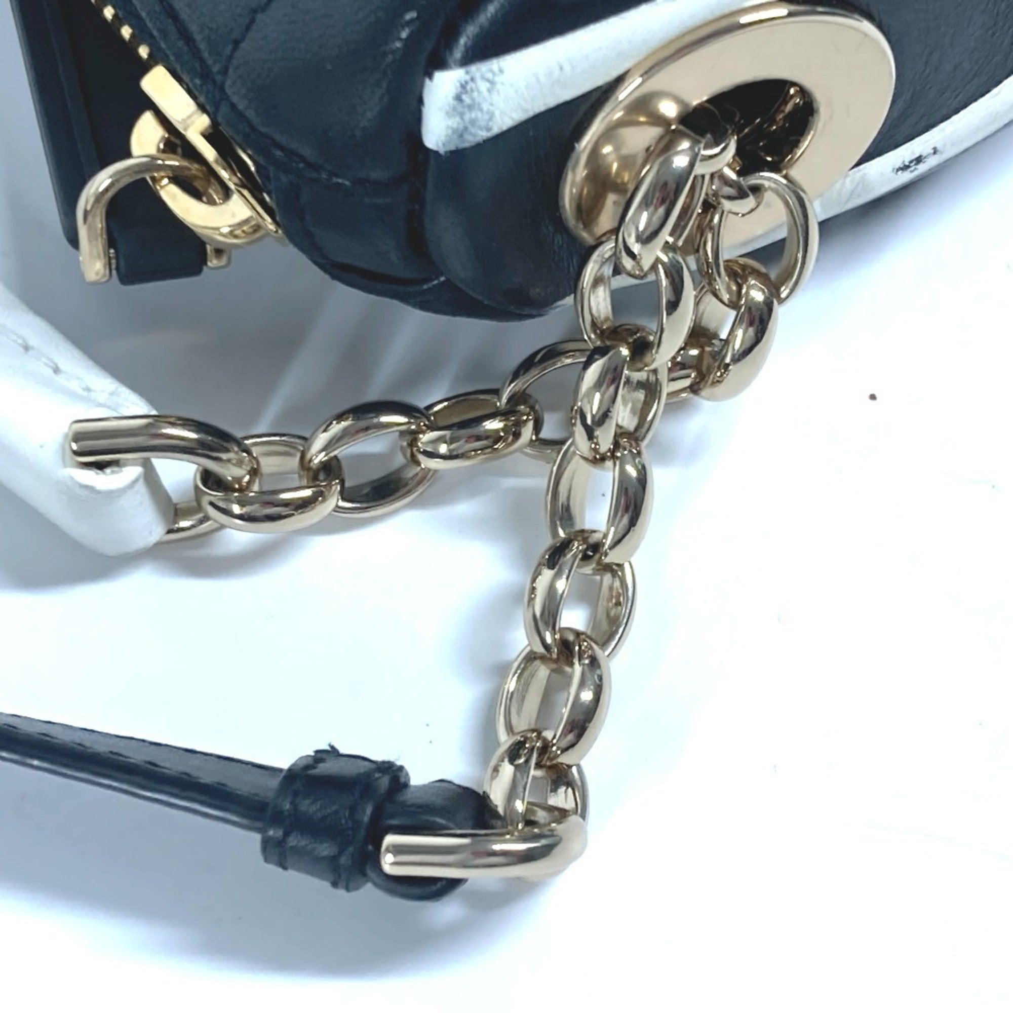Christian Dior Black White Leather Handbag Shoulder Bag (Pre-Owned)