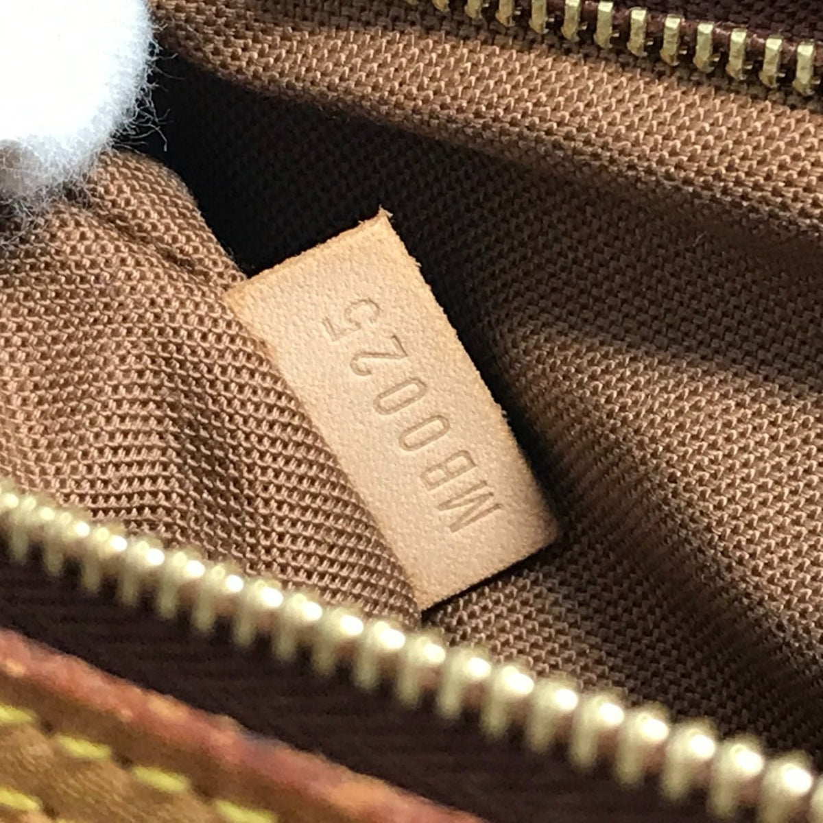 Louis Vuitton Brown Monogram Handbag Tote Bag (Pre-Owned)