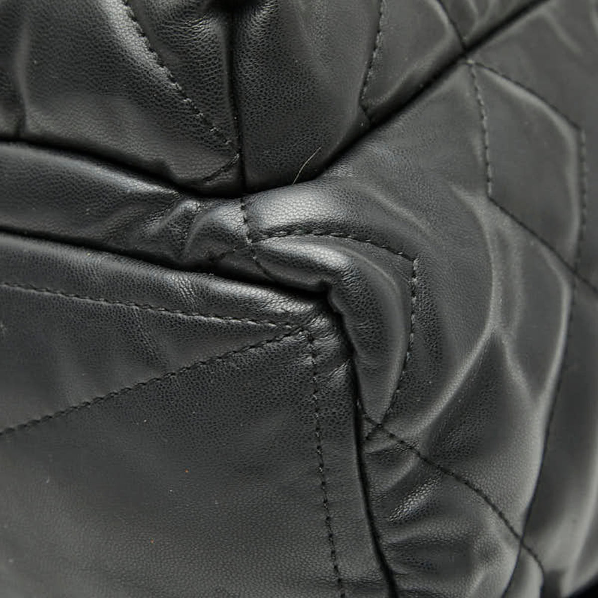 Marc Jacobs Black Quilting Backpack (Pre-Owned)