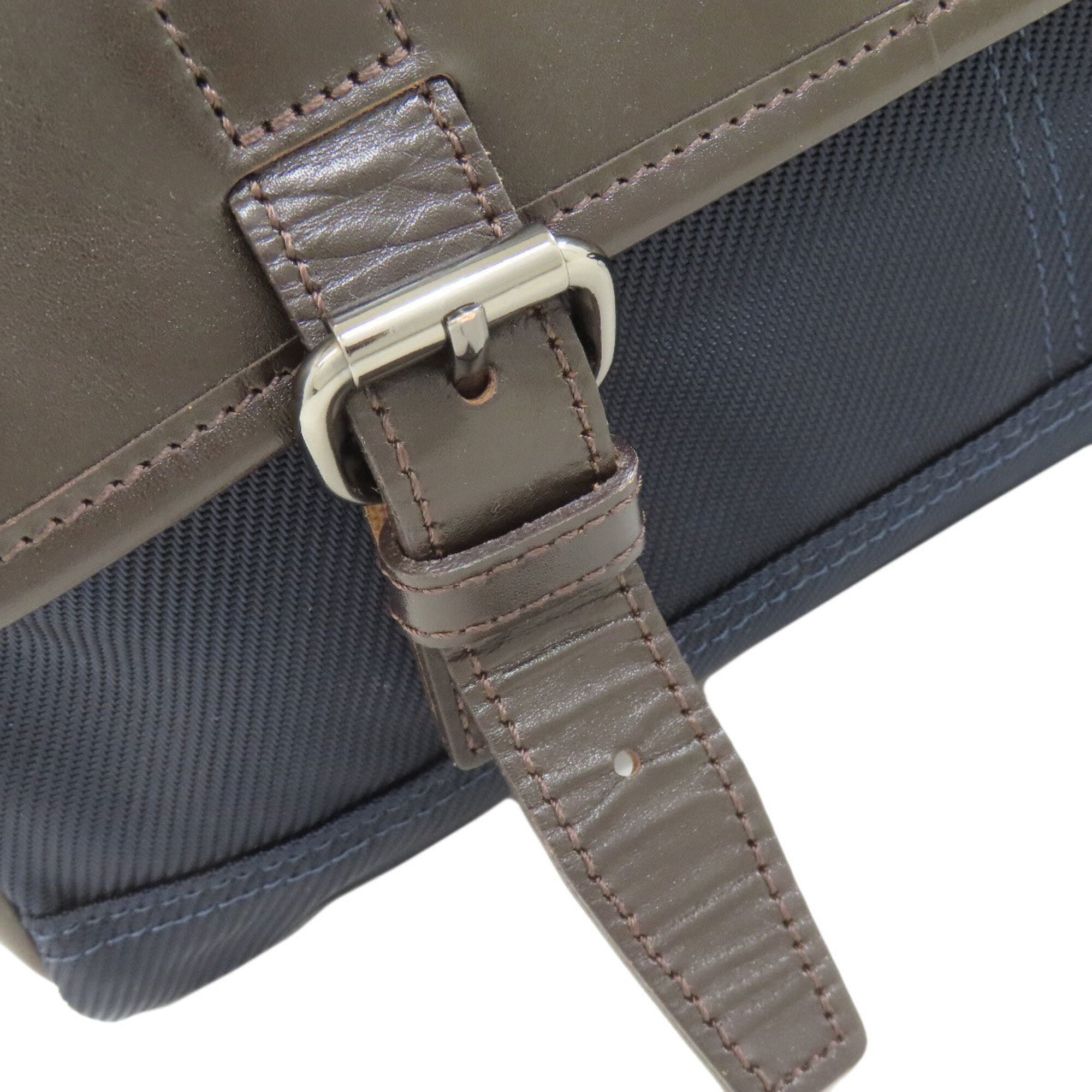 Burberry Black Navy Nylon Canvas Leather Shoulder Bag (Pre-Owned)