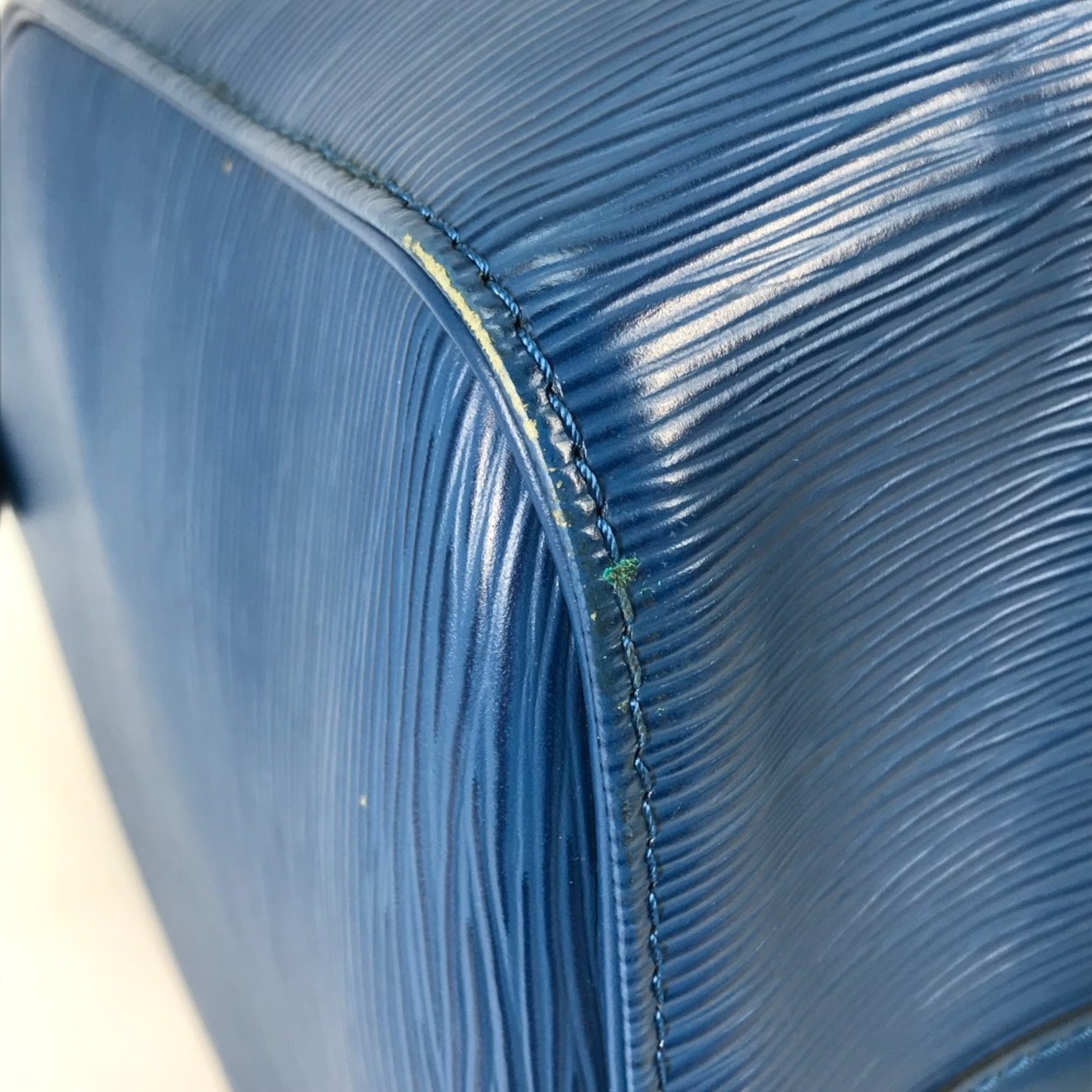 Louis Vuitton Epi Blue Galle Toledo Blue Epi Leather Boston Bag Handbag (Pre-Owned)