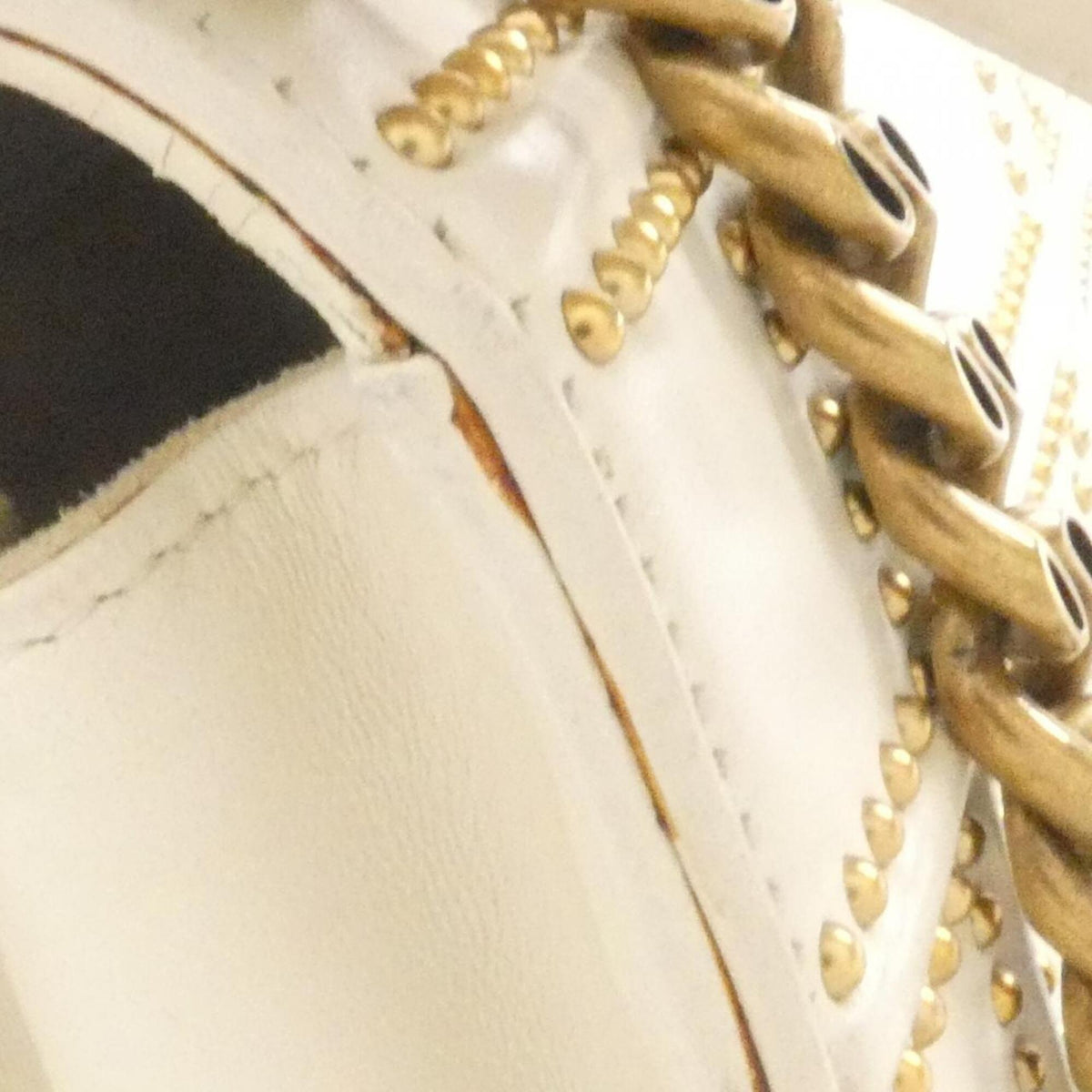 Christian Dior White Leather Shoulder Bag (Pre-Owned)