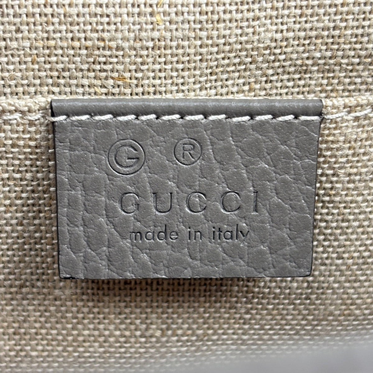 Gucci Gray Leather Shoulder Bag (Pre-Owned)