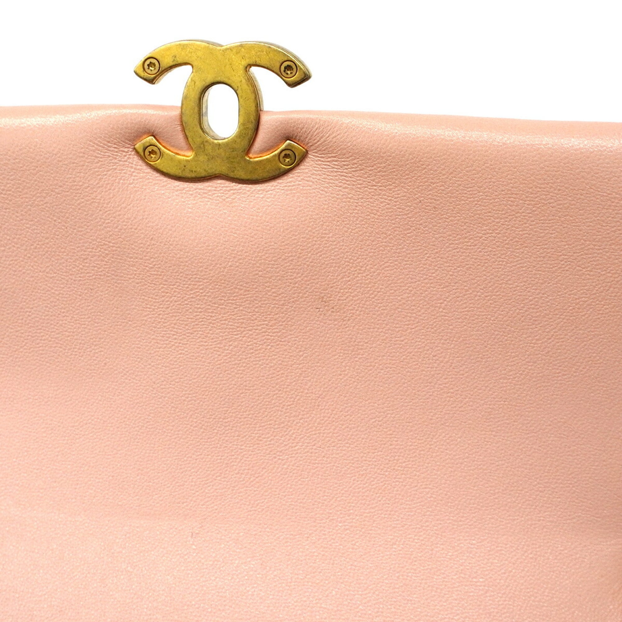 Chanel Pink Leather Shoulder Bag (Pre-Owned)