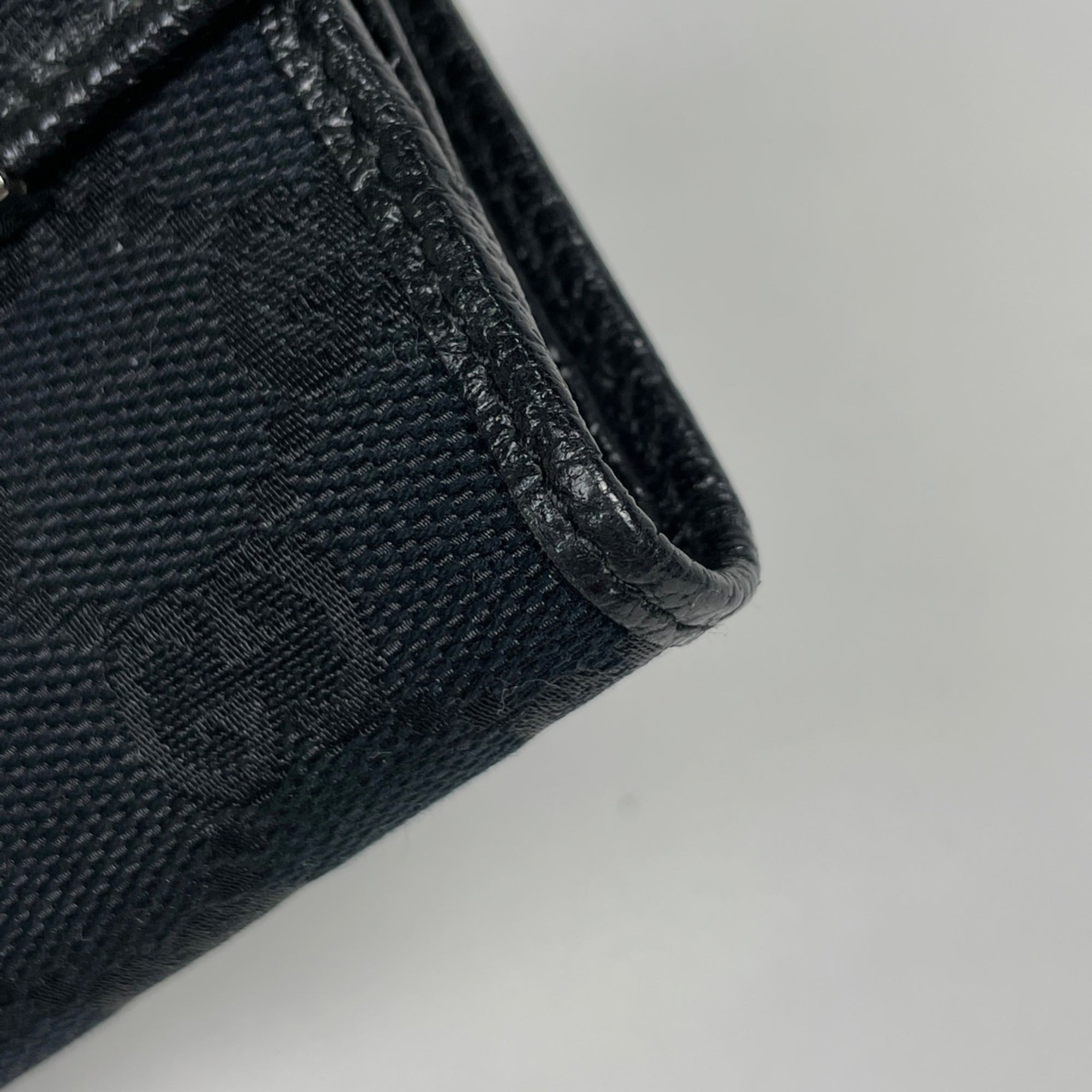 Gucci Black Gg Canvas Leather Wallet (Bi-Fold) (Pre-Owned)