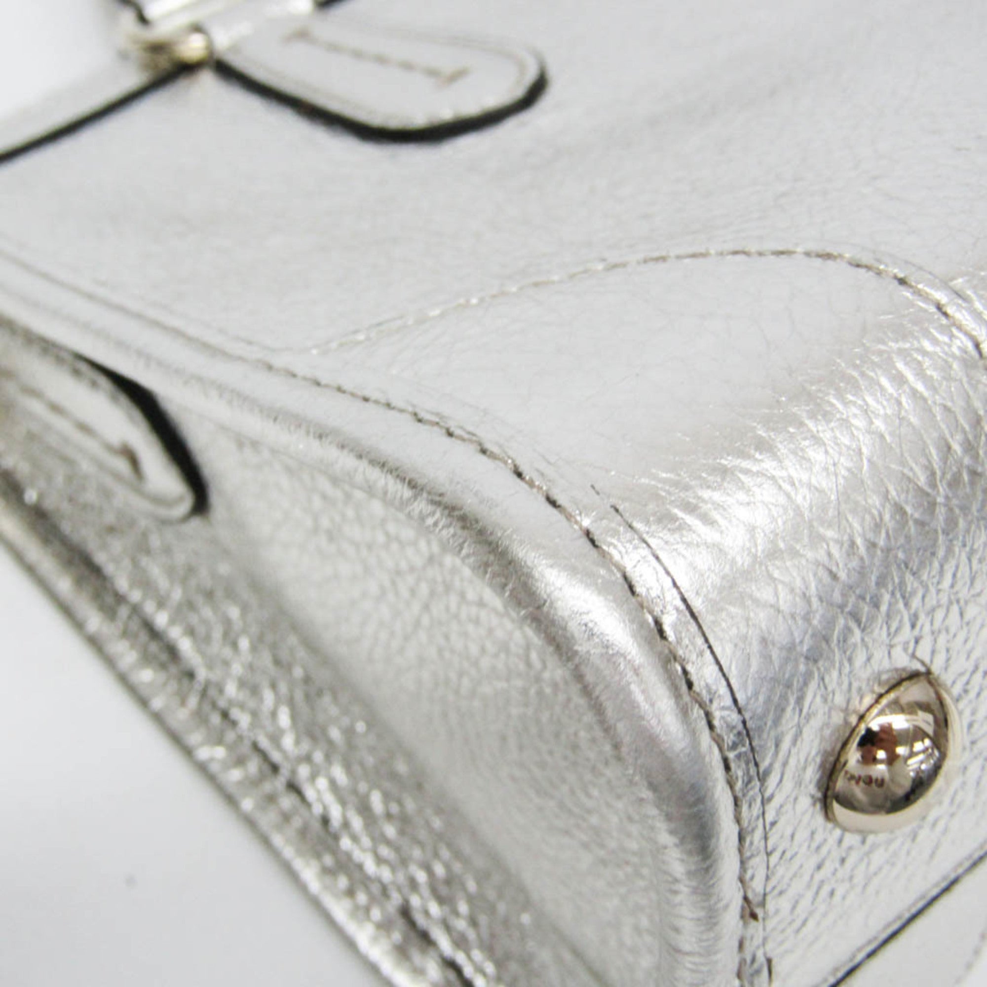 Salvatore Ferragamo Gancini Silver Leather Handbag Shoulder Bag (Pre-Owned)