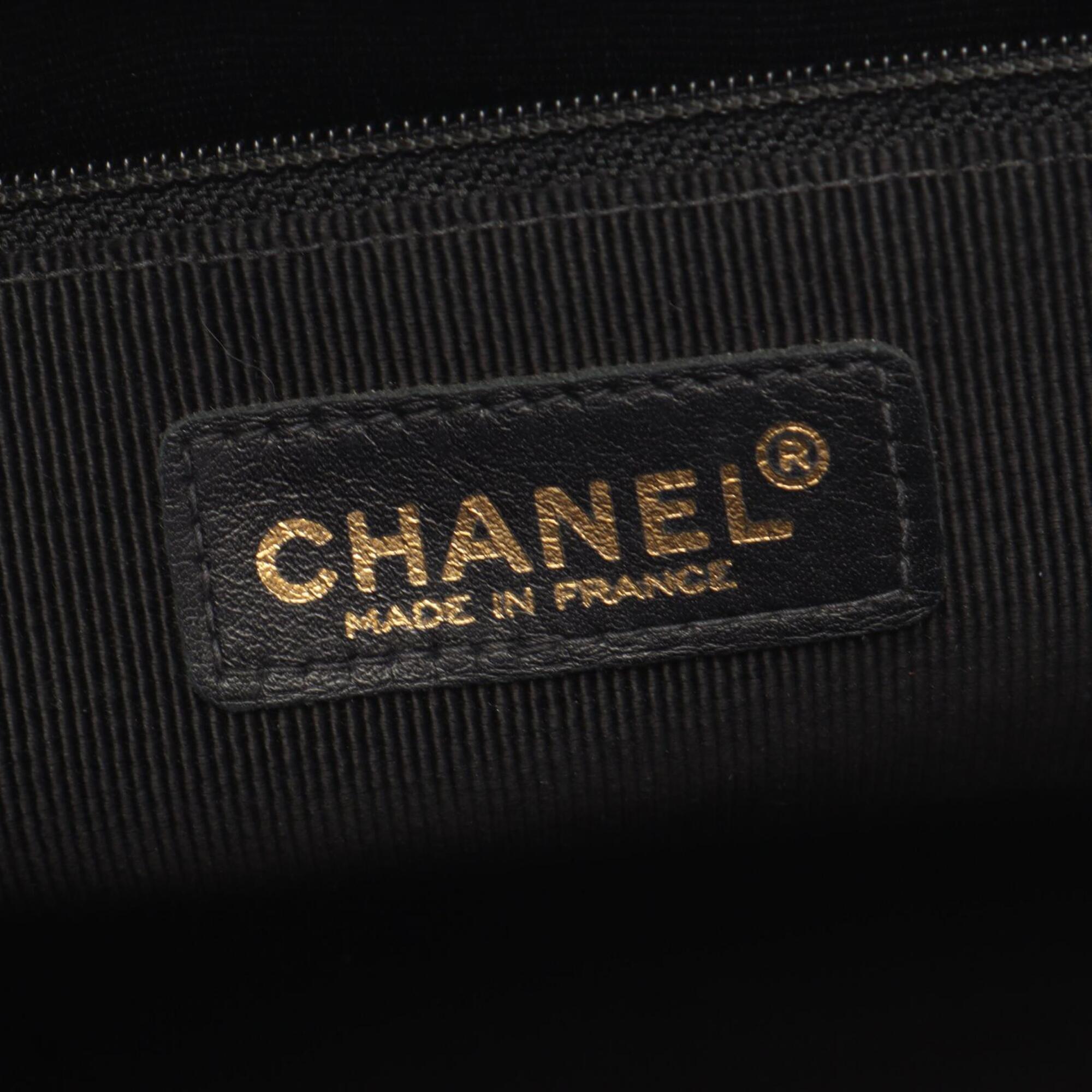 Chanel Black Leather Handbag Shoulder Bag (Pre-Owned)
