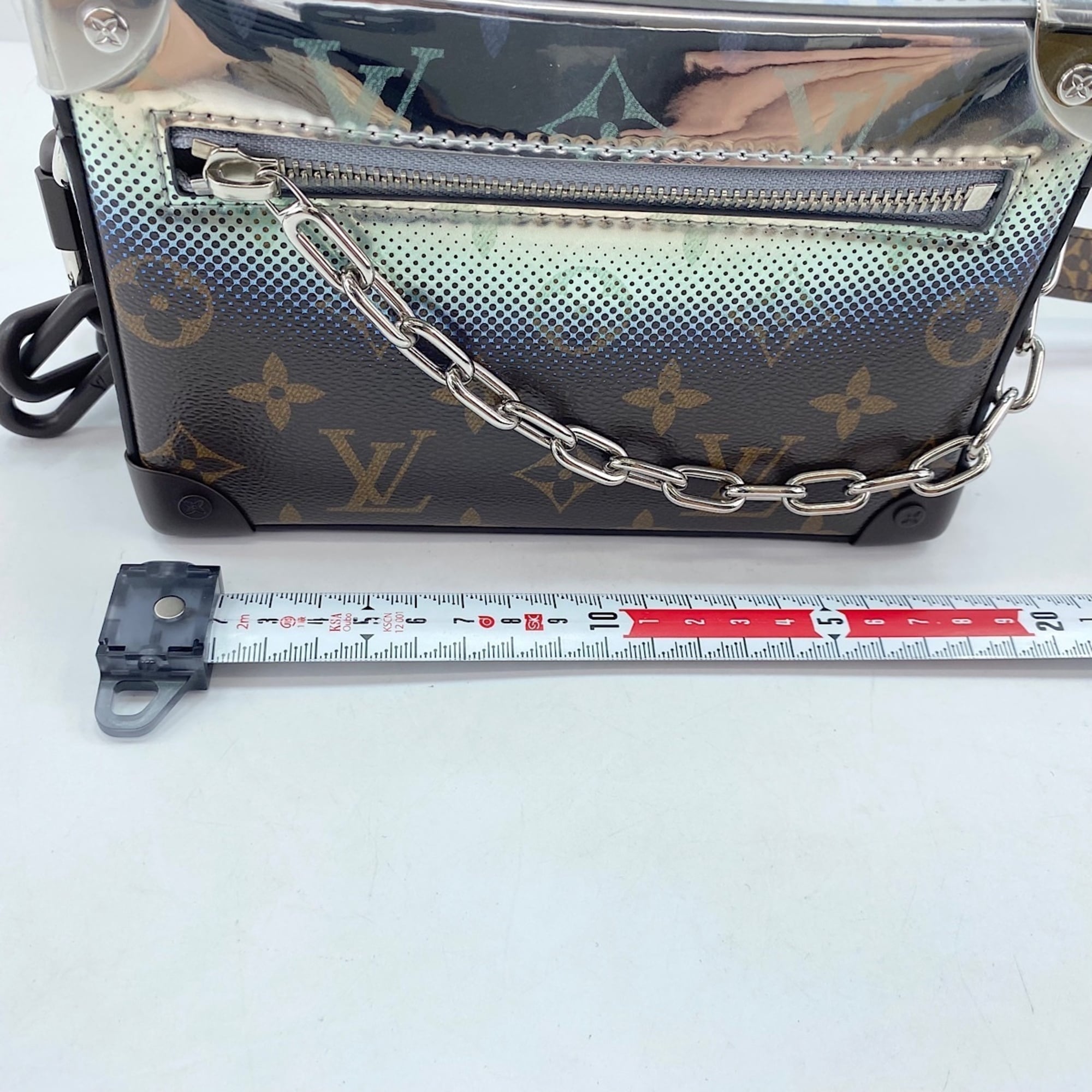Louis Vuitton Brown Shoulder Bag (Pre-Owned)
