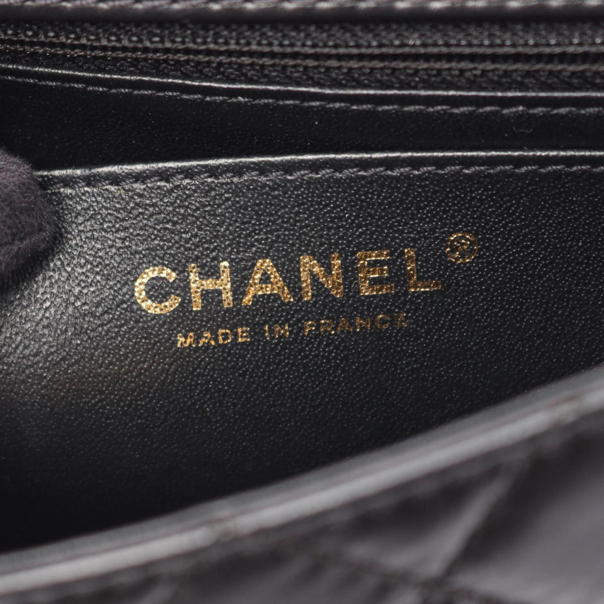 Chanel Black Leather Handbag Shoulder Bag (Pre-Owned)