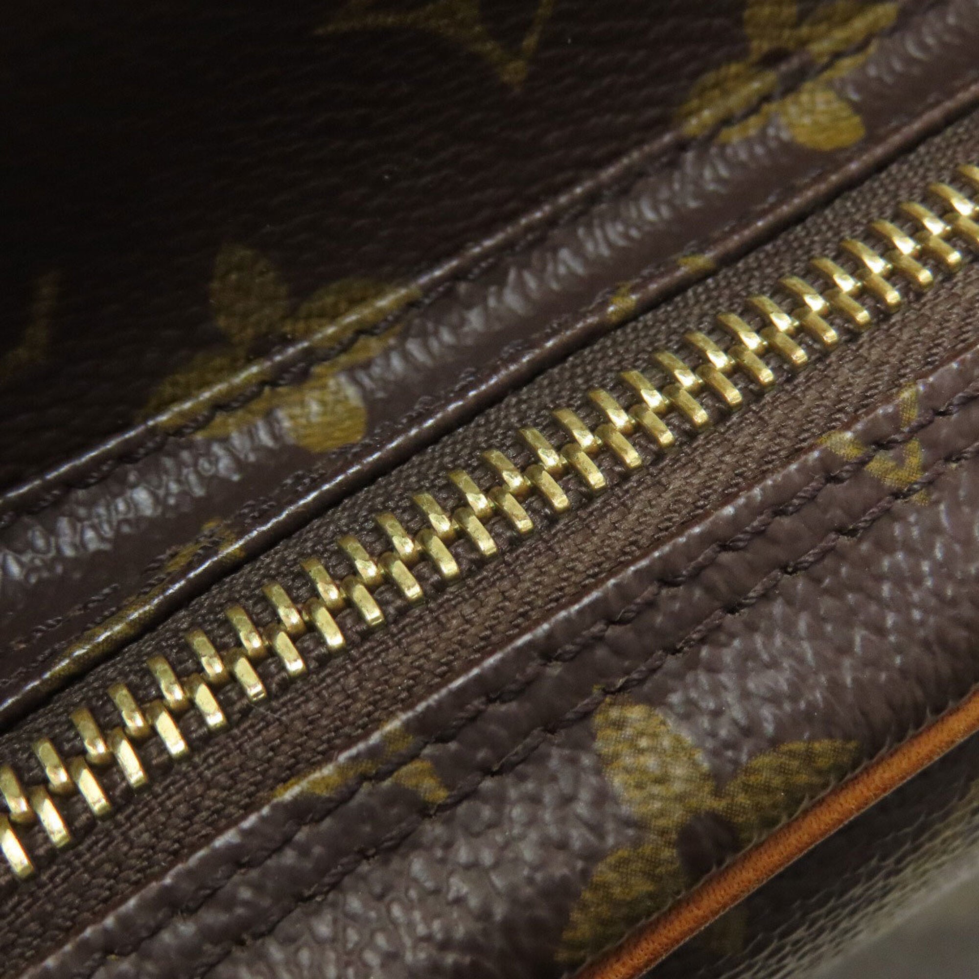 Louis Vuitton Monogram Monogram Canvas Shoulder Bag (Pre-Owned)
