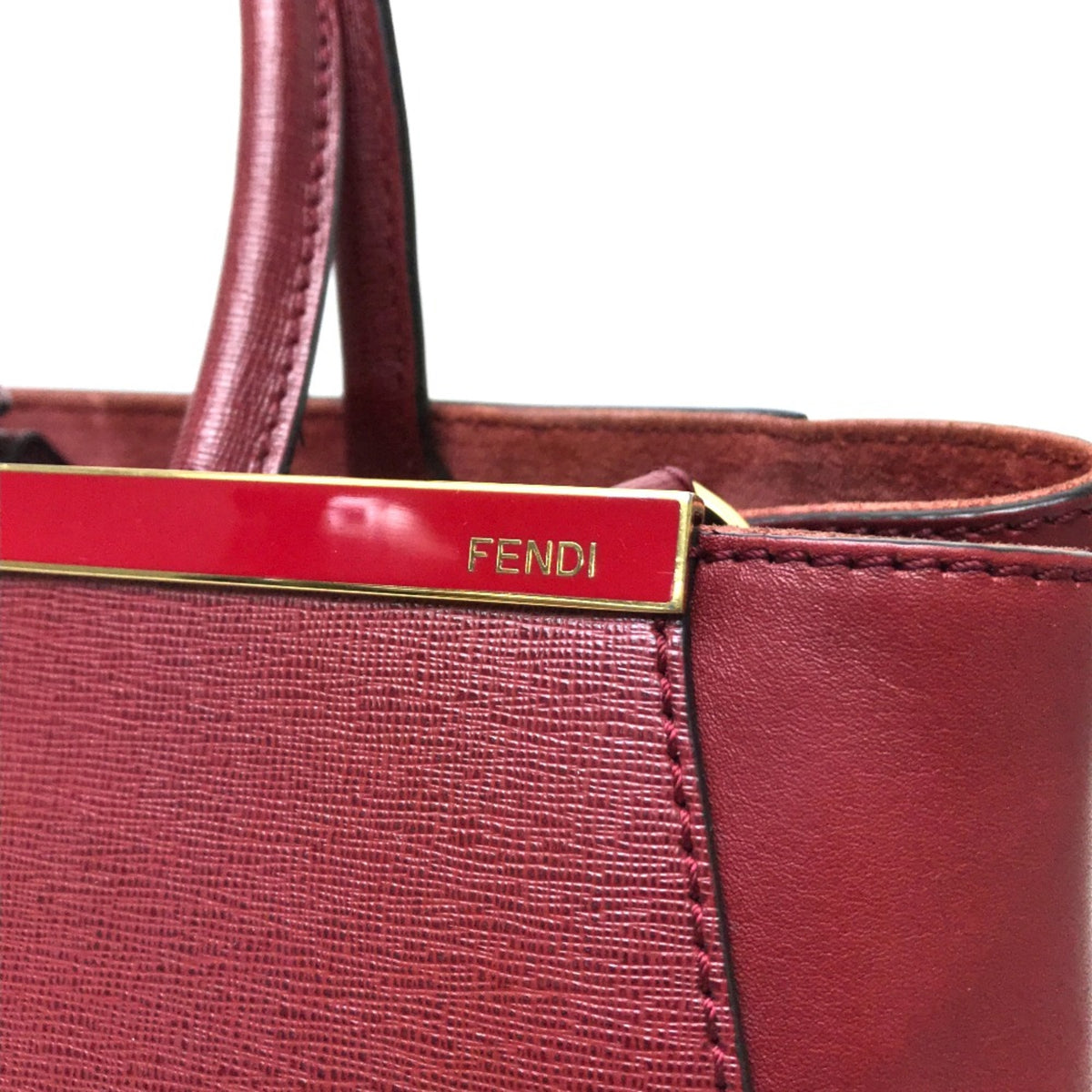 Fendi Red Leather Handbag (Pre-Owned)