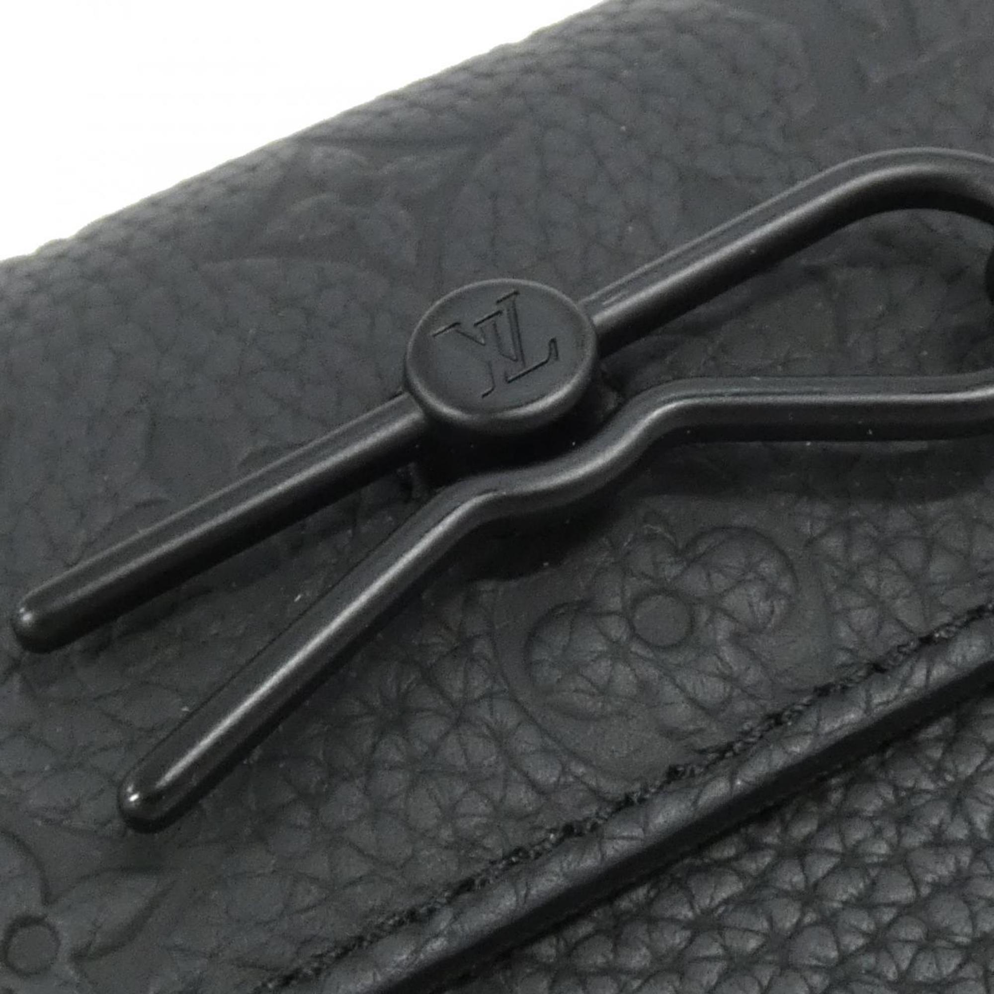 Louis Vuitton Black Leather Shoulder Bag (Pre-Owned)