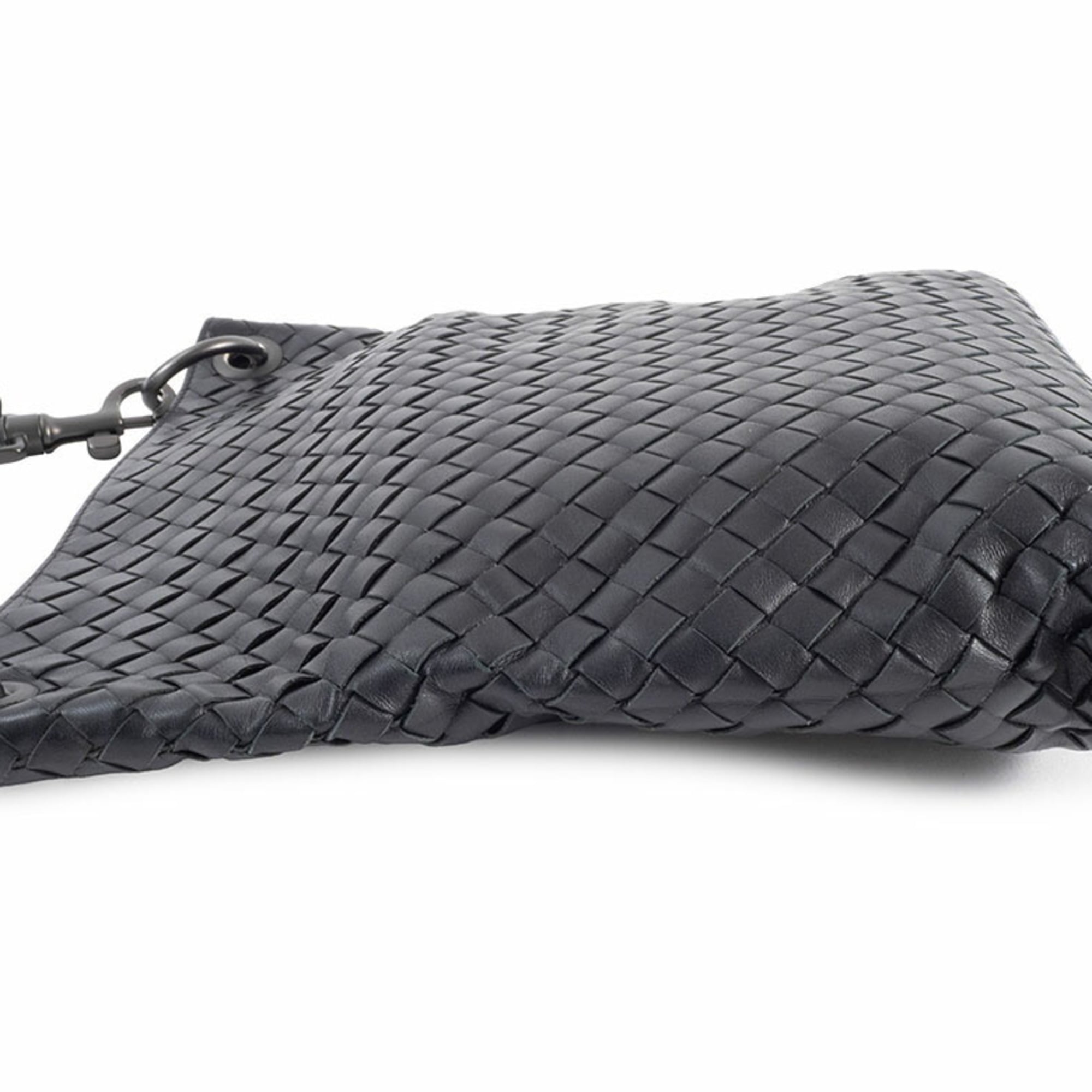 Bottega Veneta Black Leather Shoulder Bag (Pre-Owned)