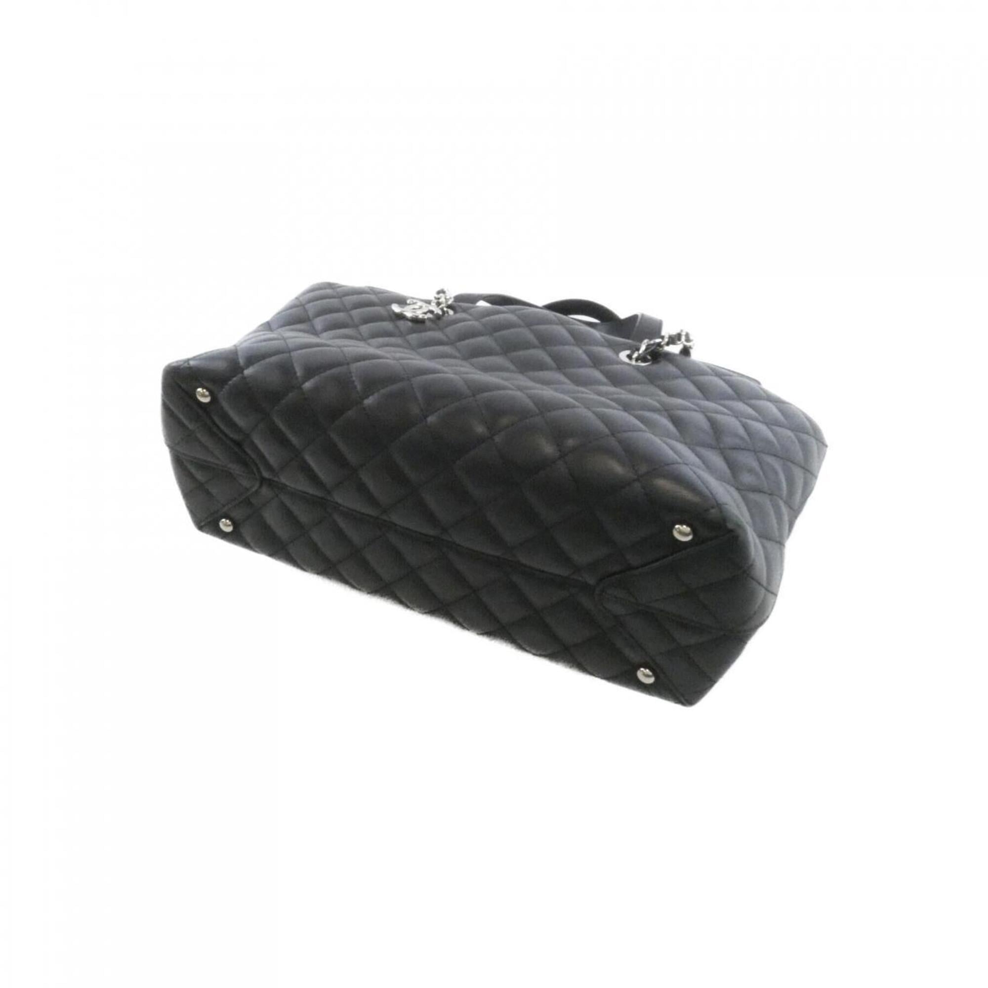 Chanel Black Leather Handbag (Pre-Owned)