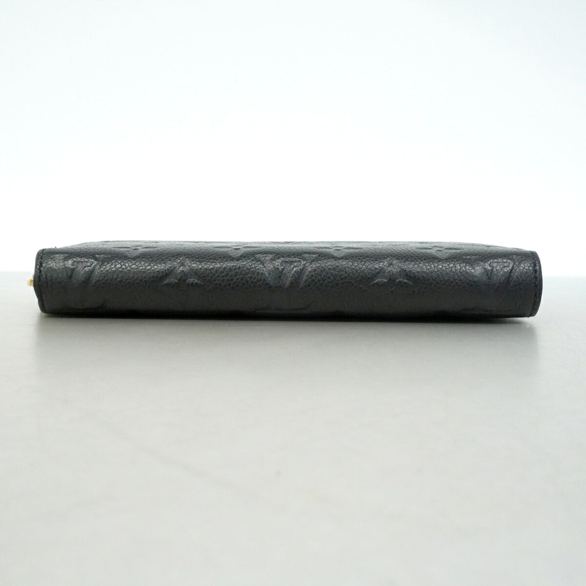 Louis Vuitton Noir Long Wallet (Bi-Fold) (Pre-Owned)