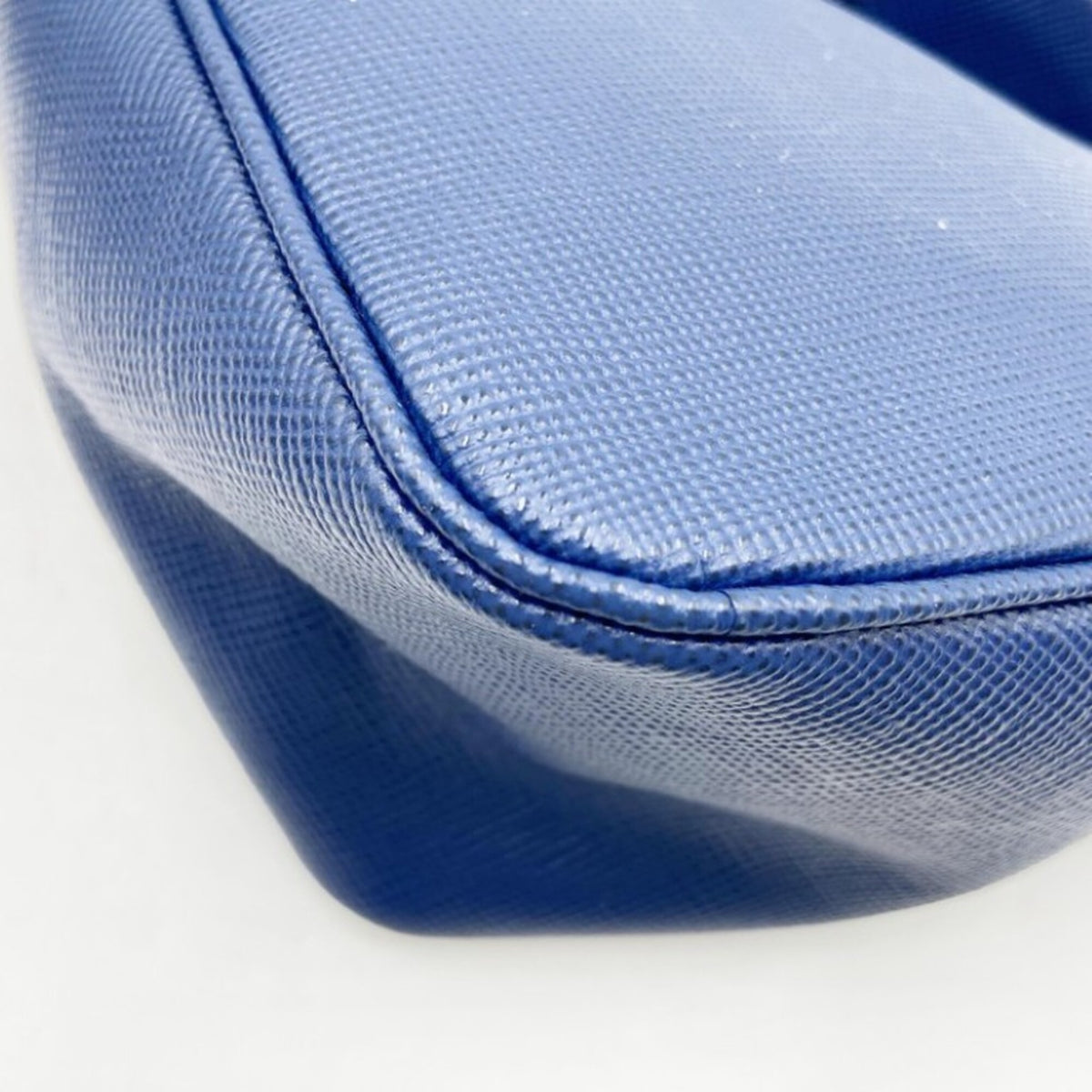 Prada Blue Leather Pochette Shoulder Bag (Pre-Owned)
